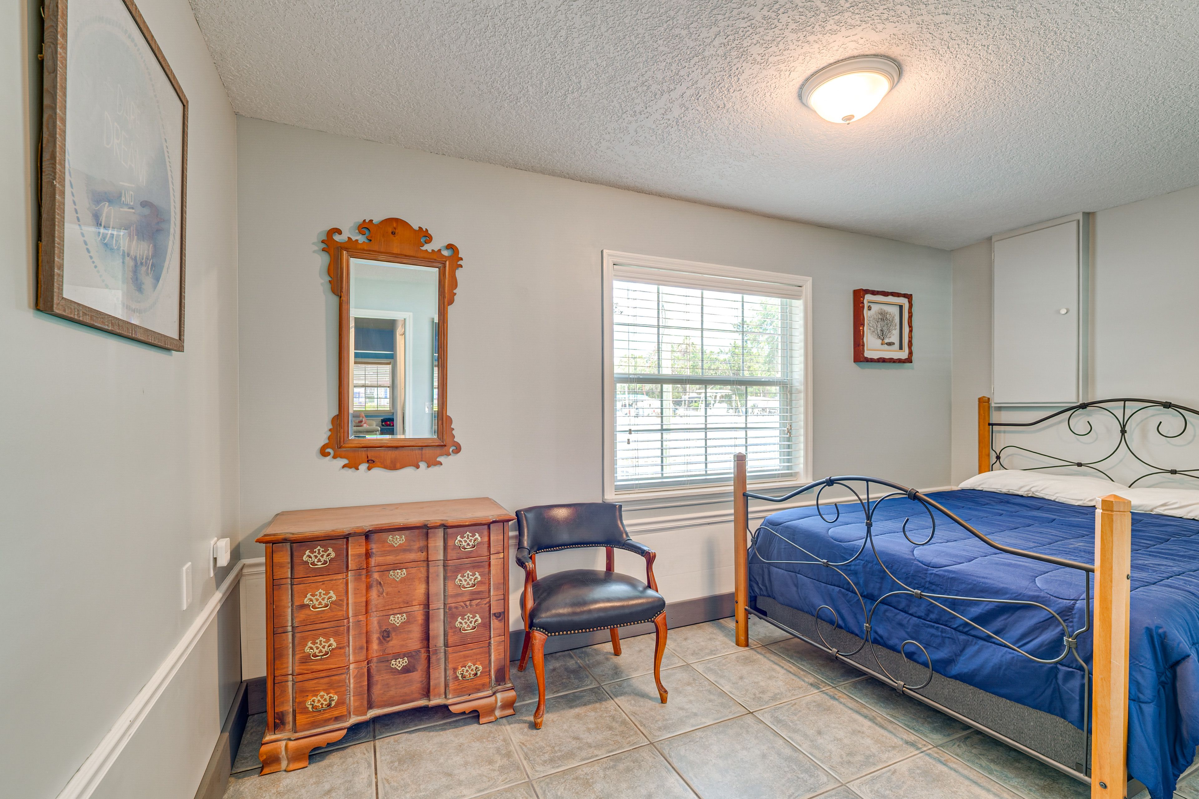 Bedroom 4 | Queen Bed | Lower Level
