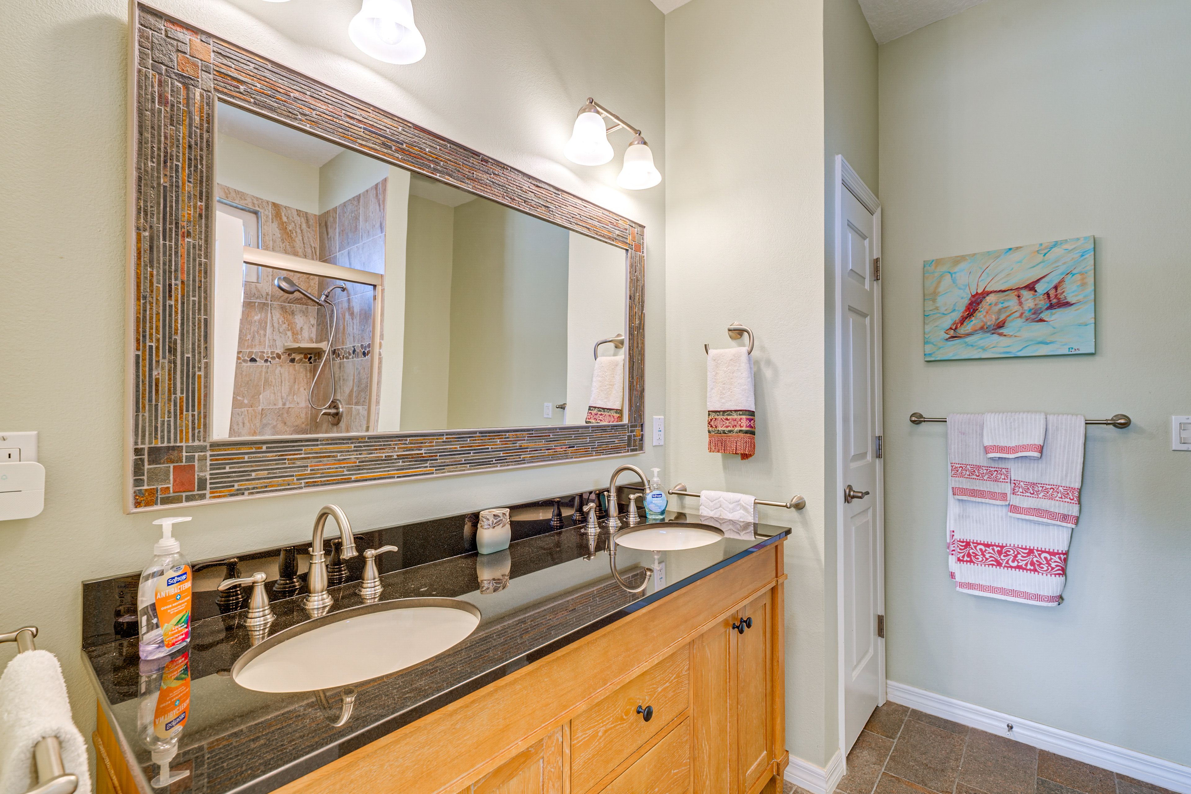 Full Bathroom | Main Level