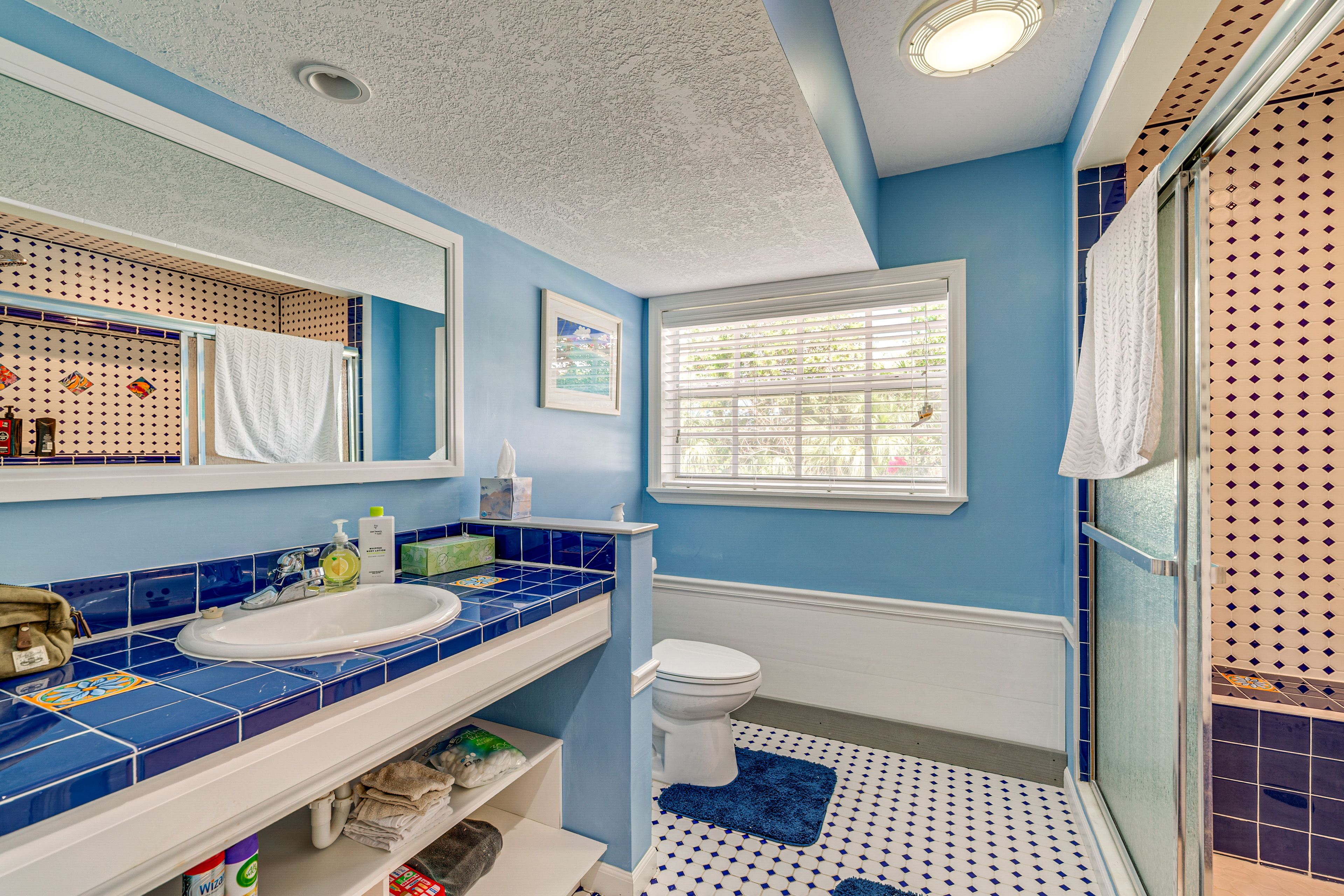 Full Bathroom | Lower Level
