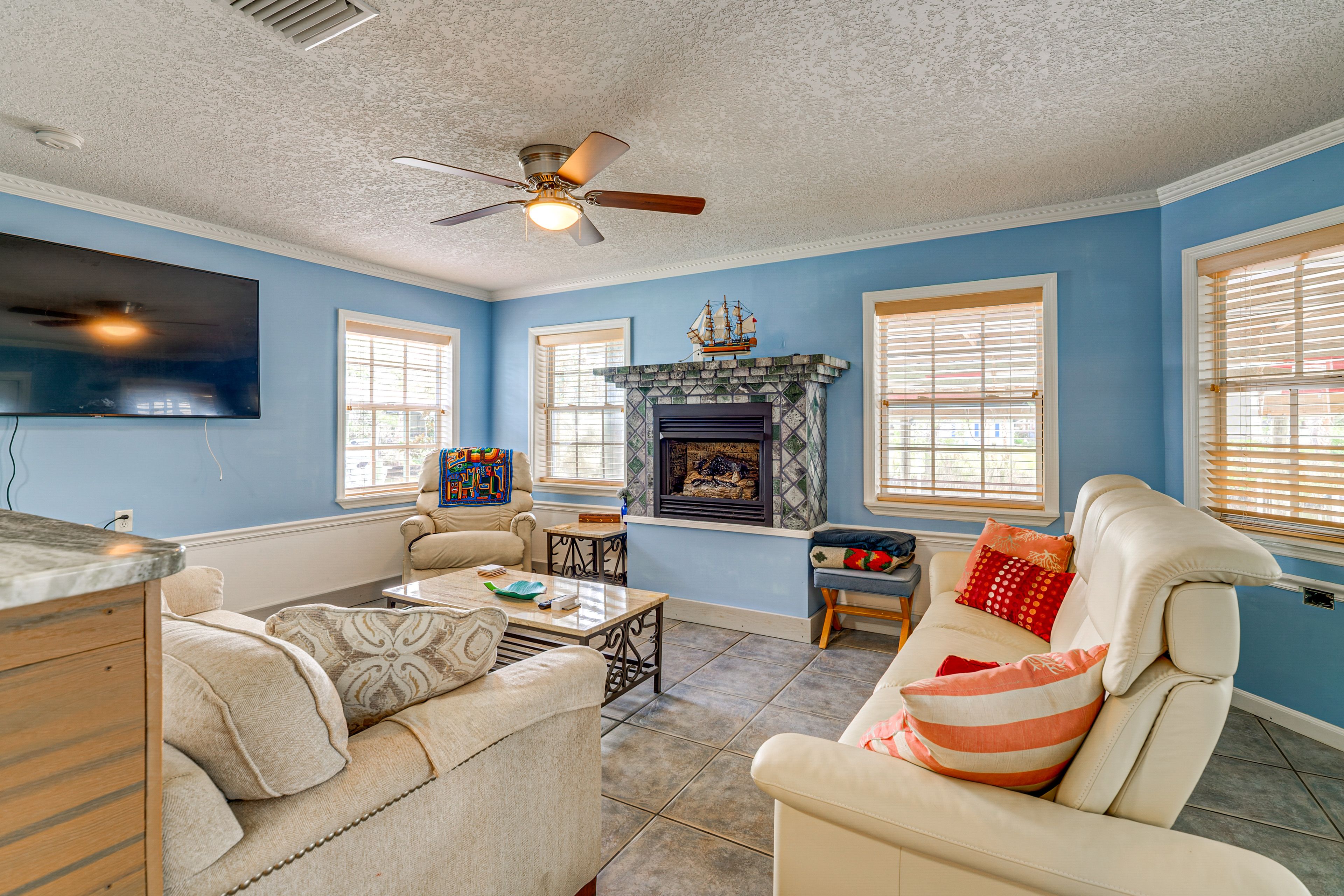 Family Room | Lower Level