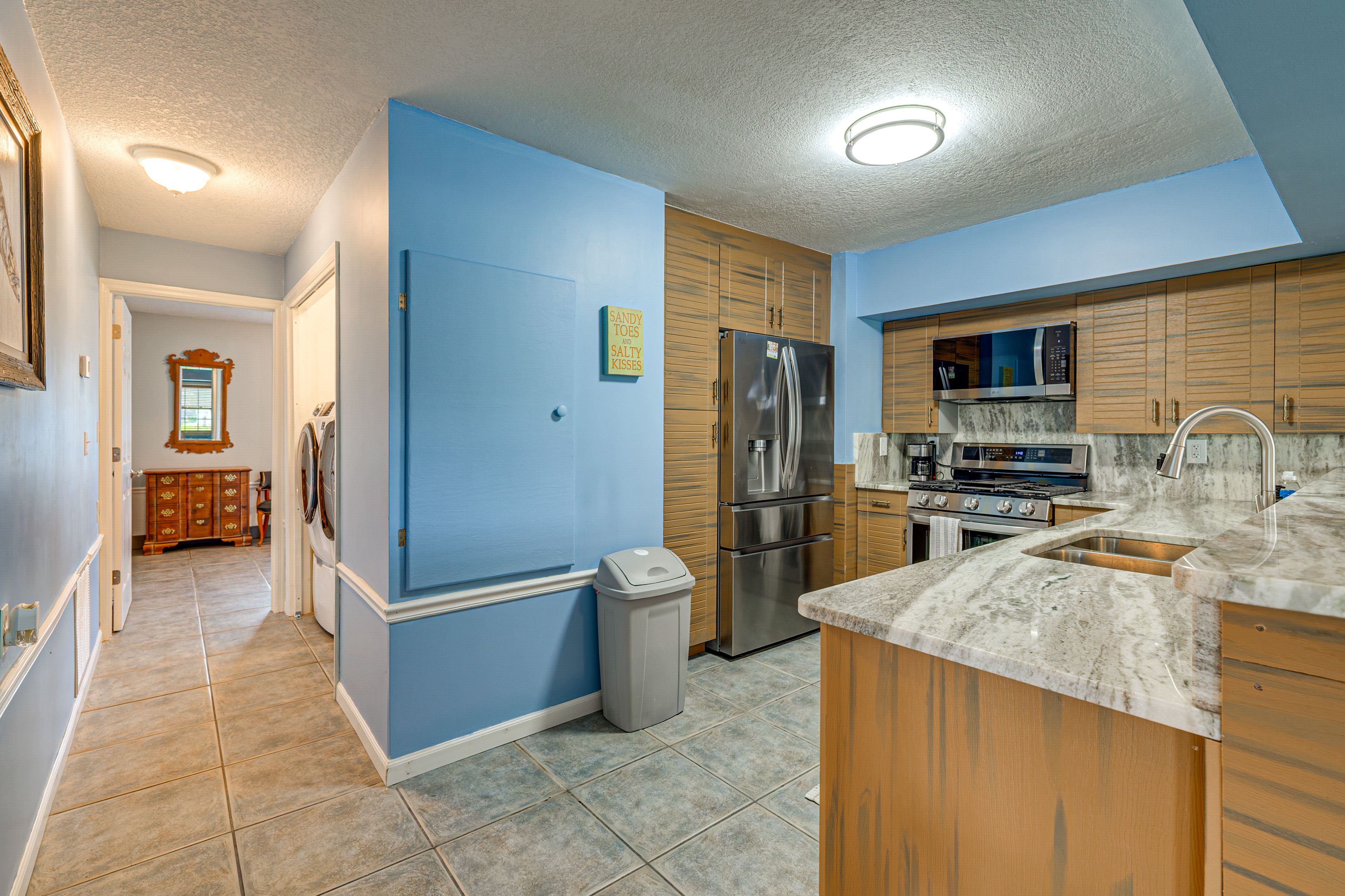Additional Kitchen | Lower Level