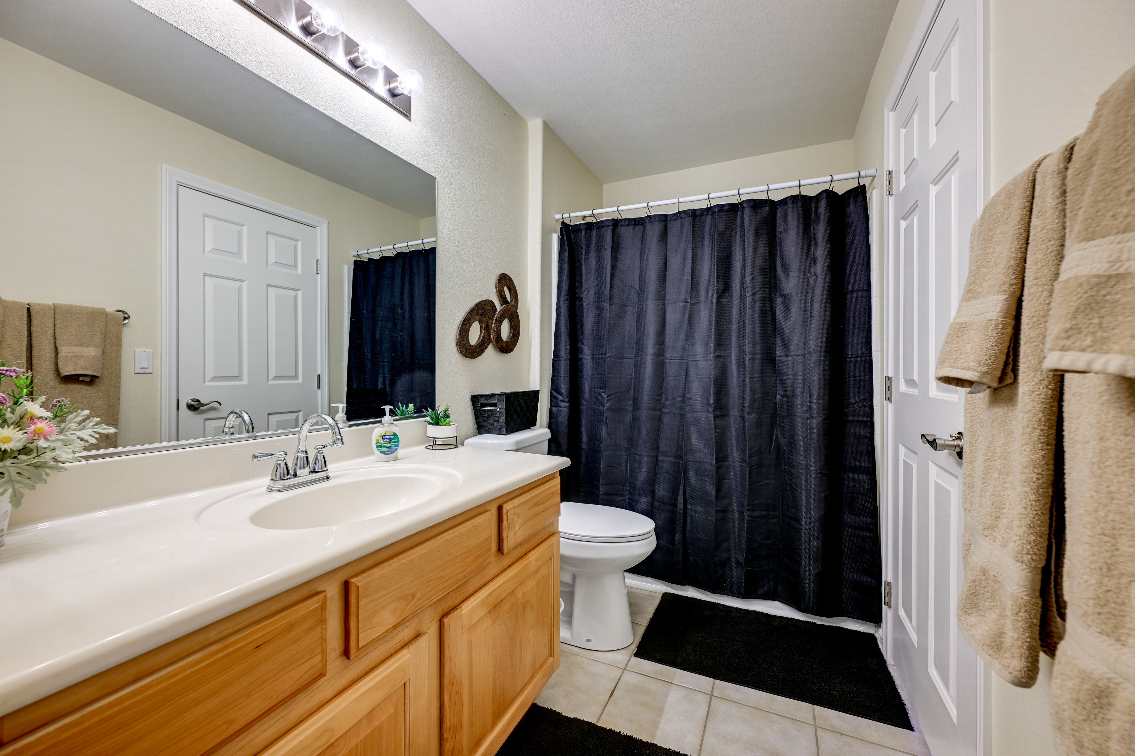 Bathroom | 1st Floor