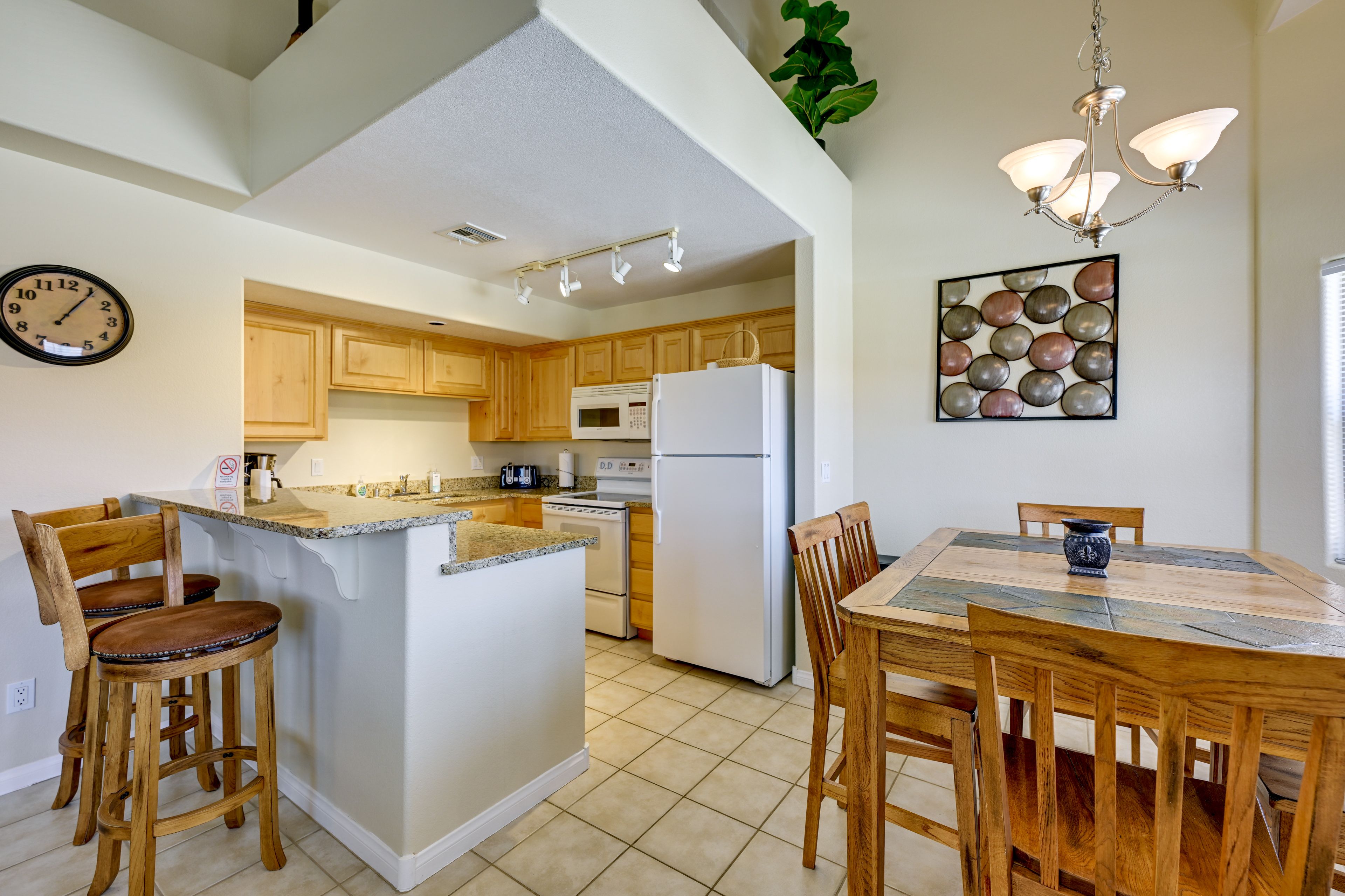 Kitchen | 1st Floor