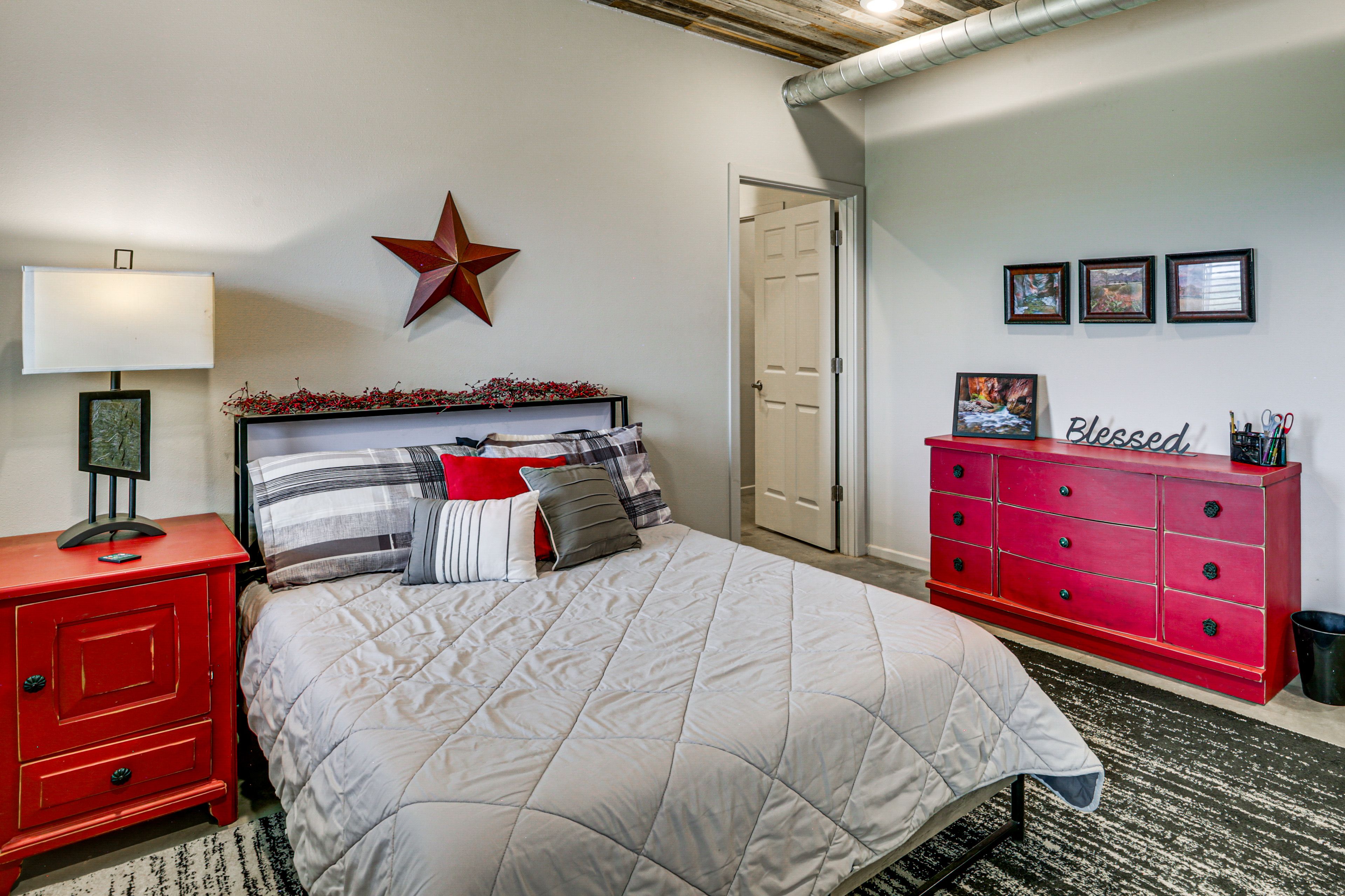 Bedroom 2 | Full Bed