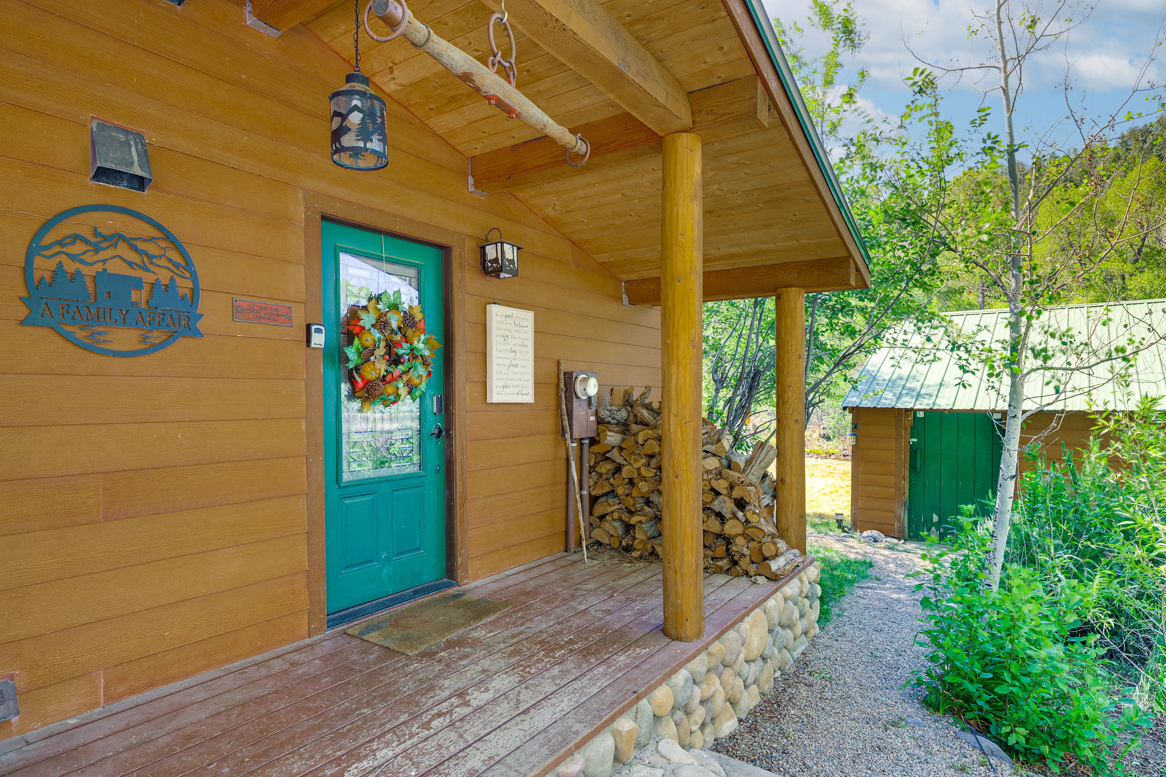 Private Entrance