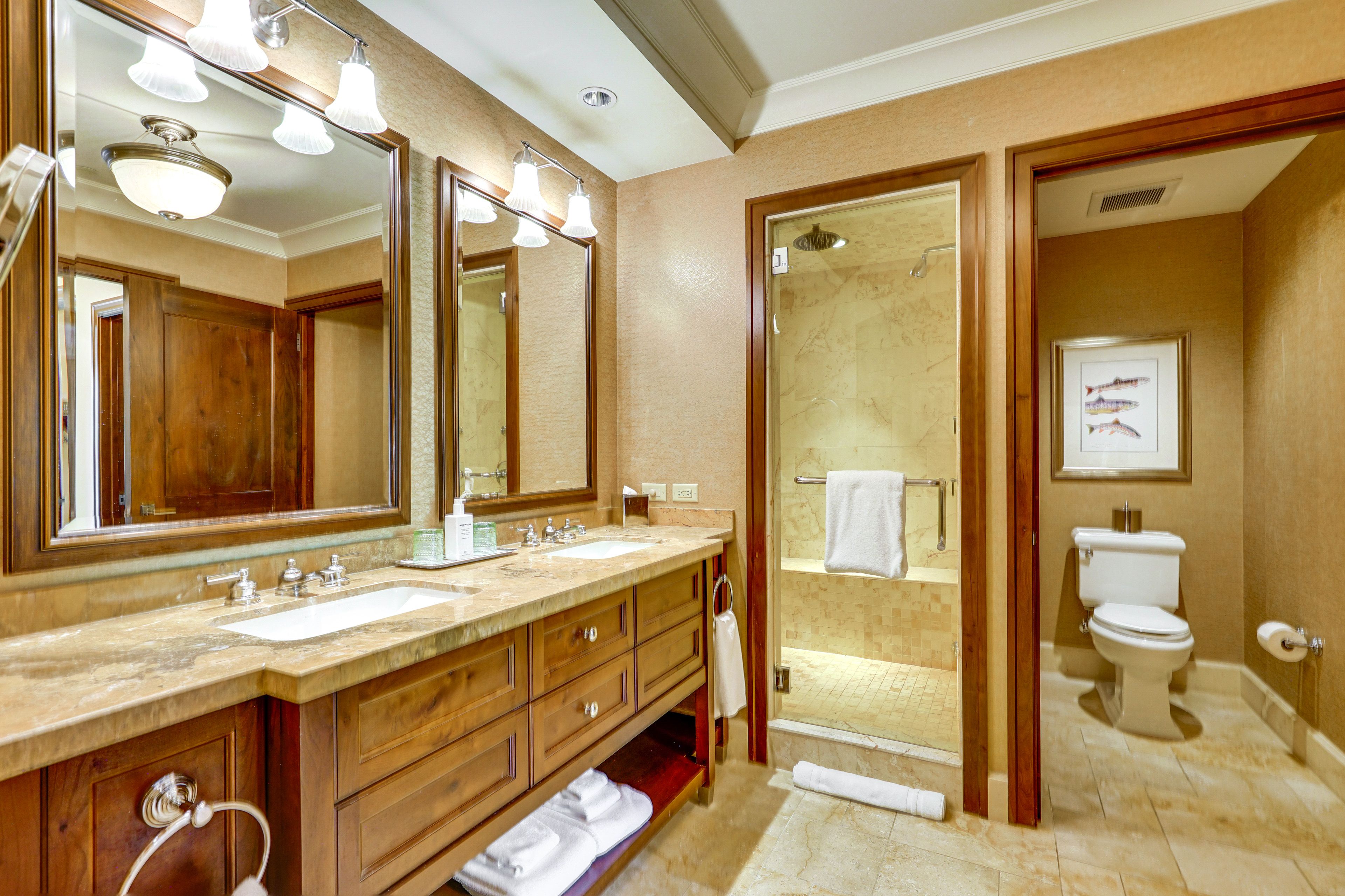 En-Suite Bathroom