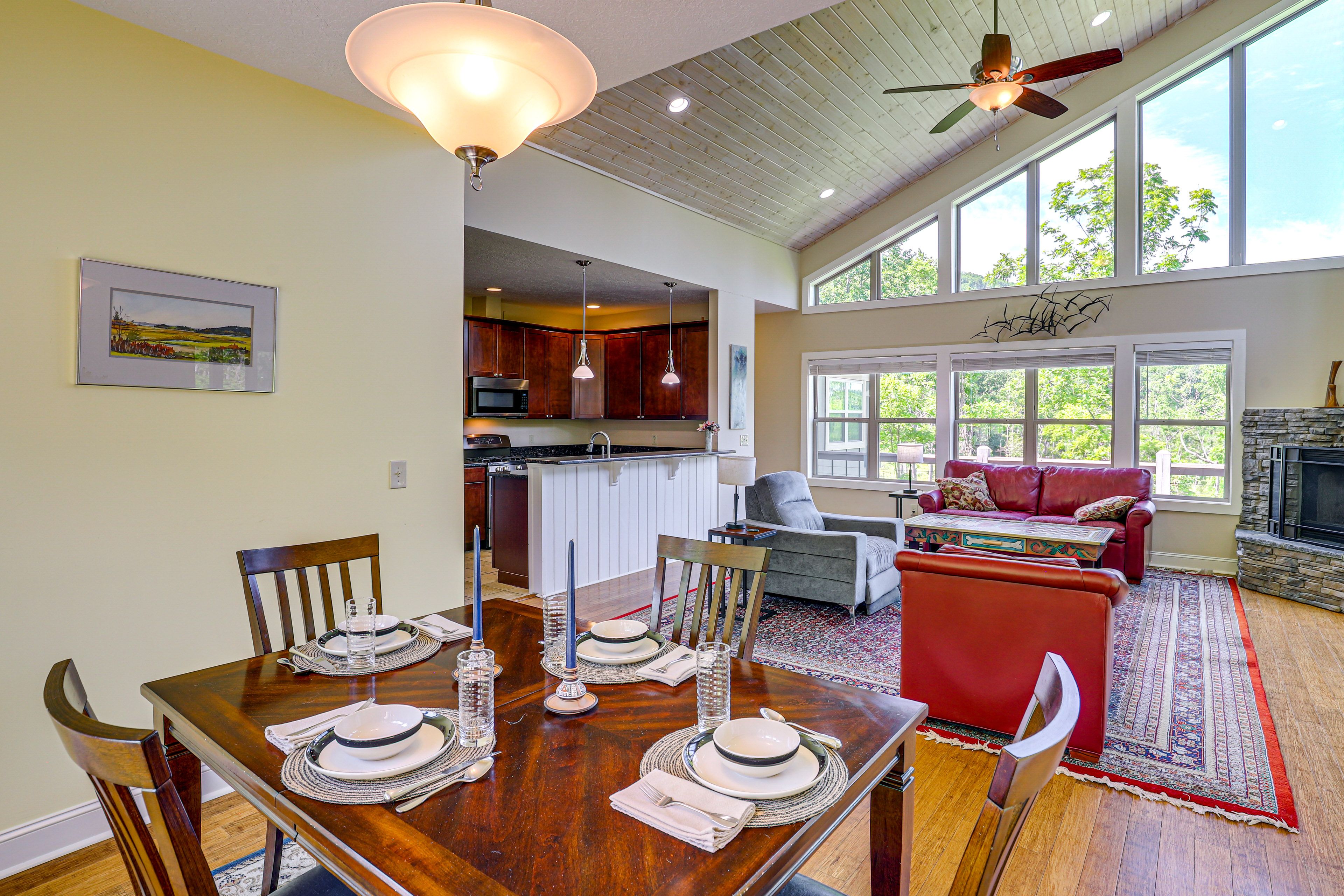 Dining Area | Dishware & Flatware