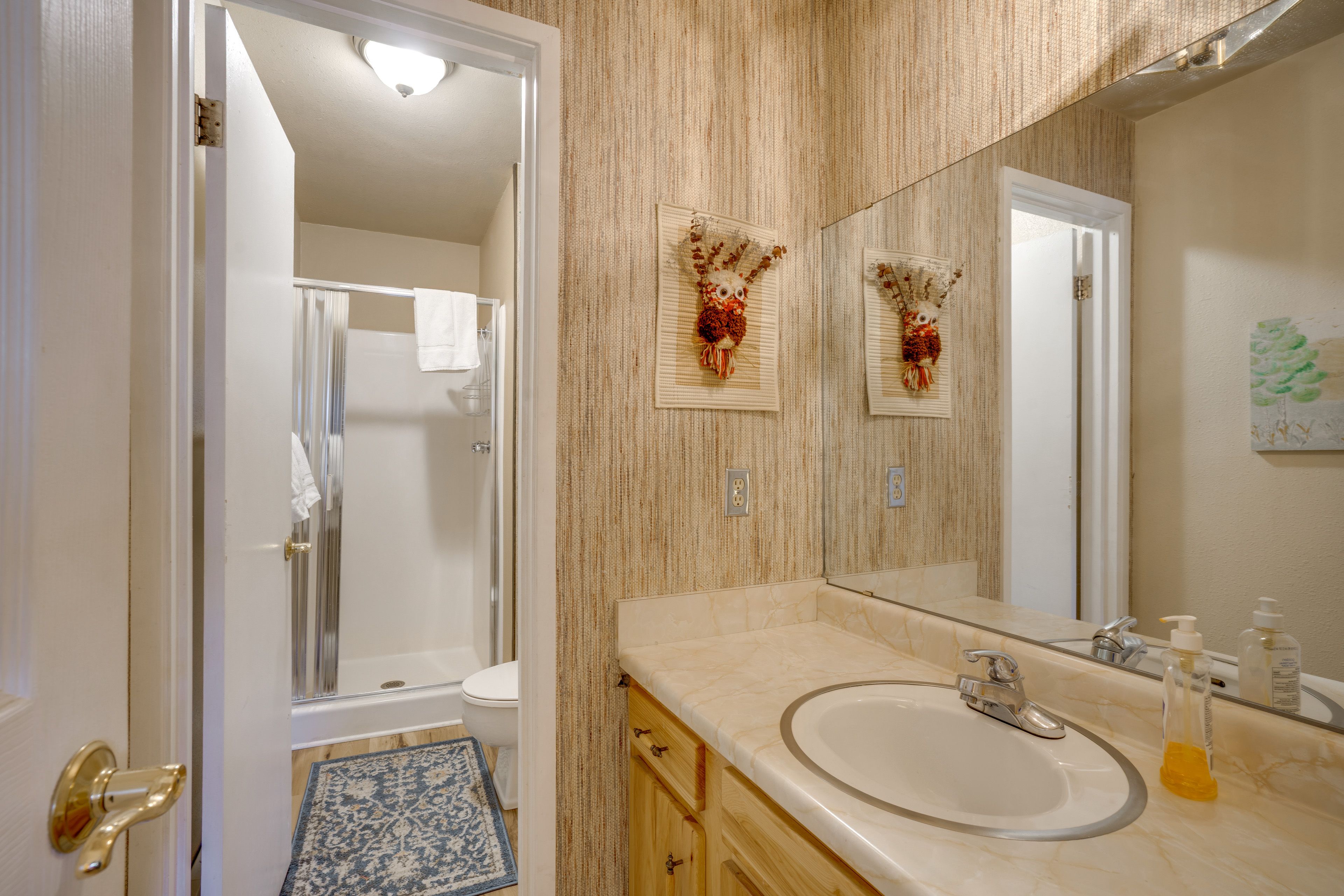 En-Suite Bathroom
