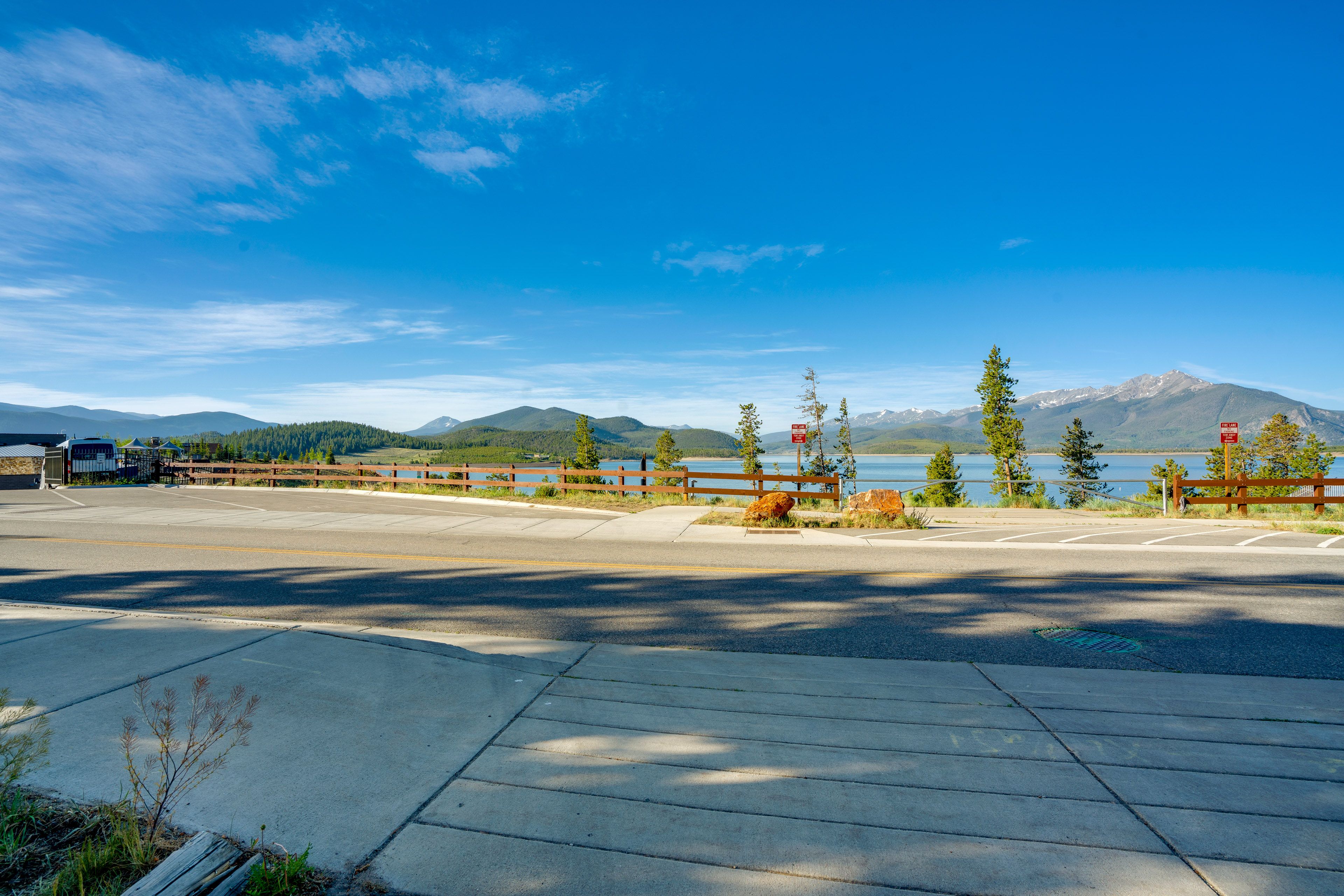 Timberline | Walk to Lake & Trails