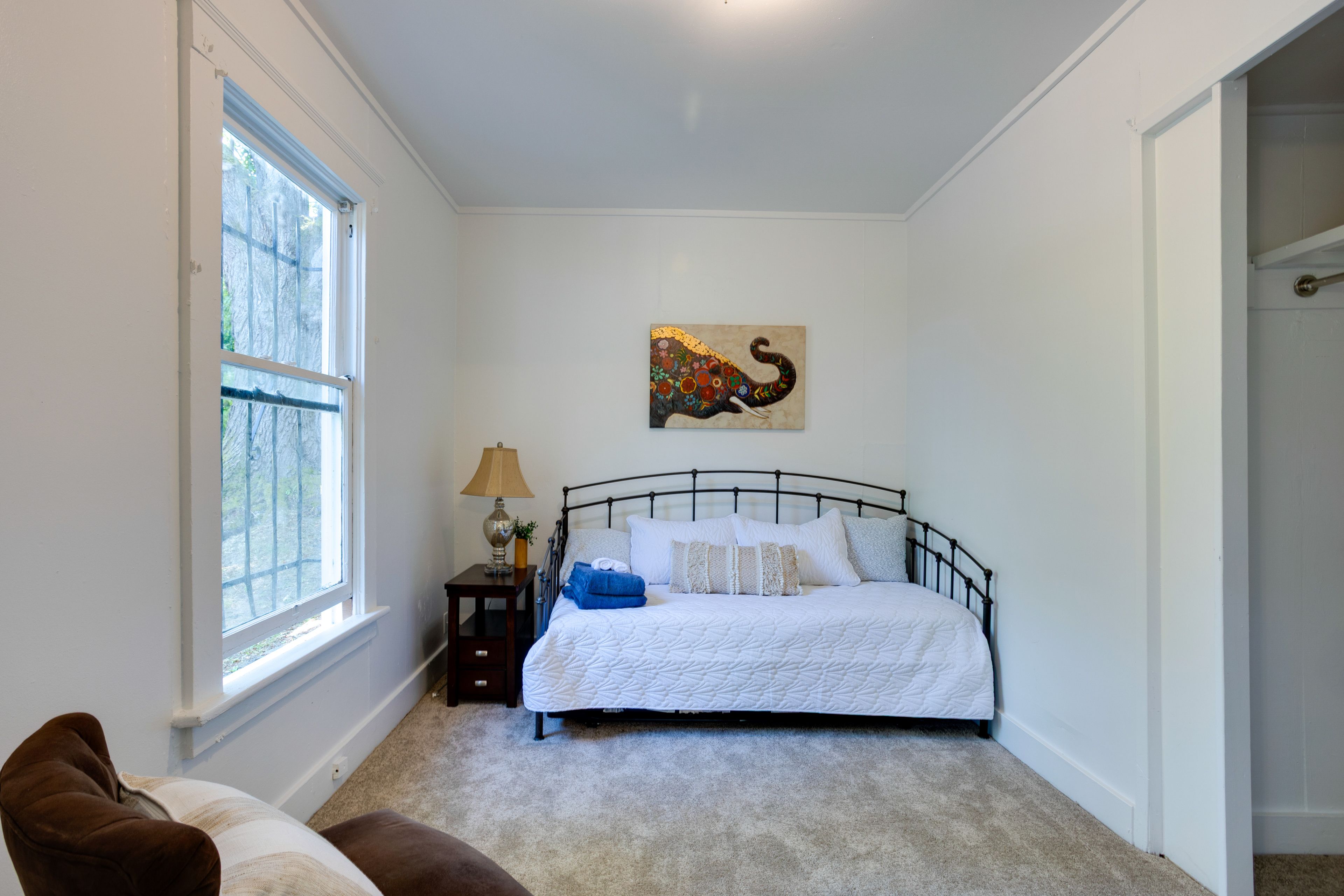 Bedroom 1 | Twin Daybed w/ Twin Trundle | 1st Floor