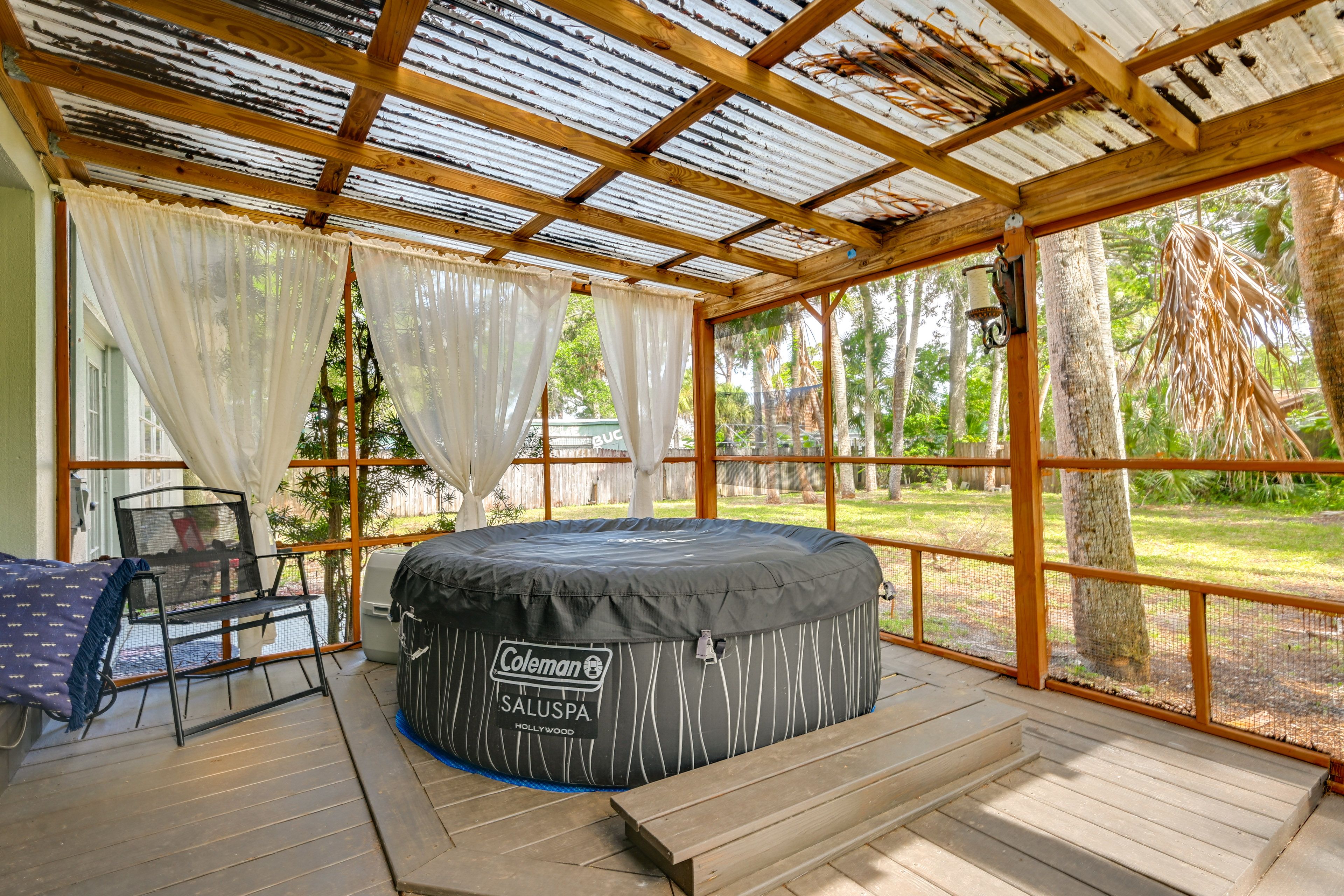 Port Richey Vacation Rental | 3BR | 3BA | 2,500 Sq Ft