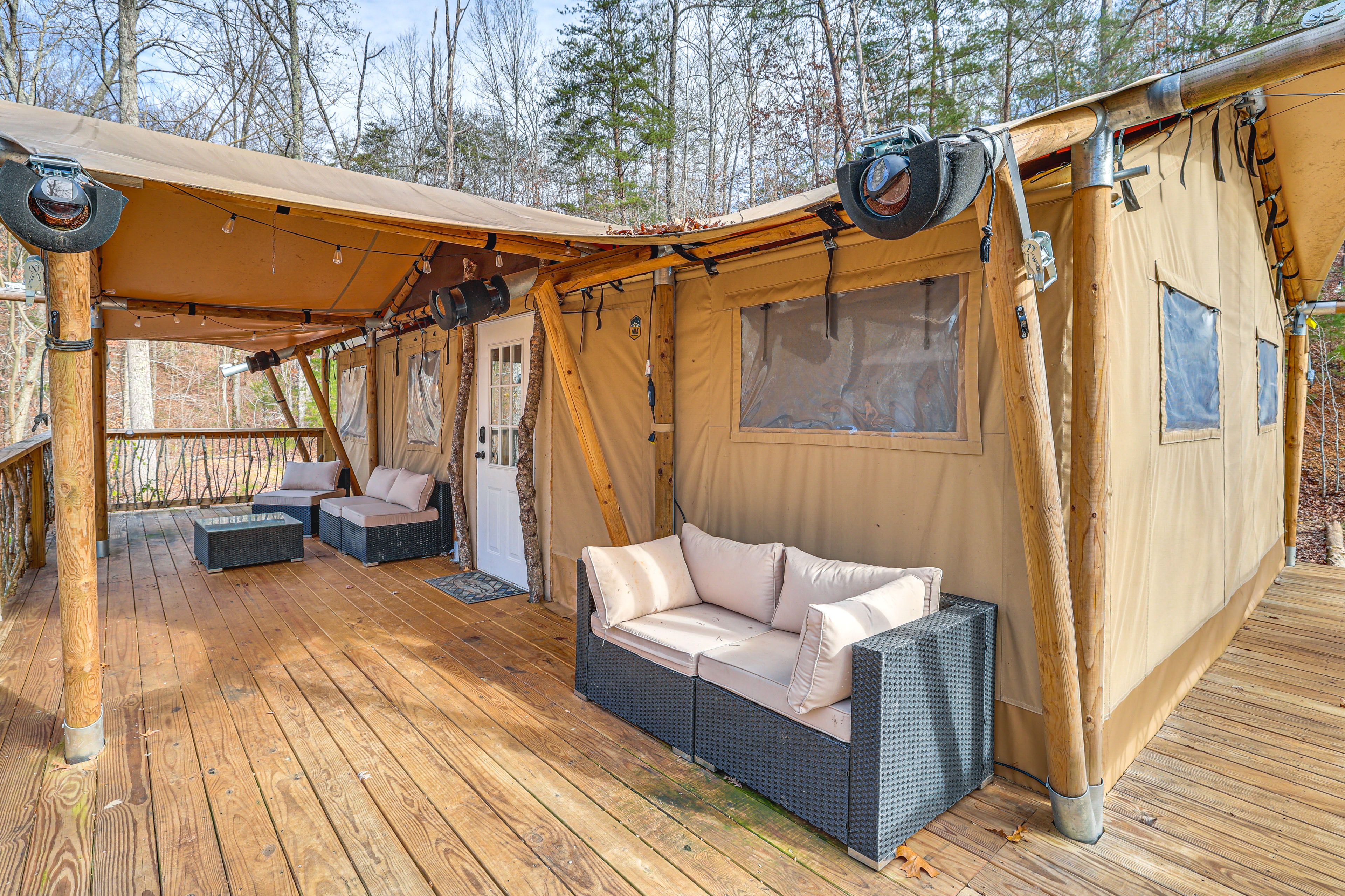 'The Hootenanny' Exterior | Furnished Deck | Single-Story Tent