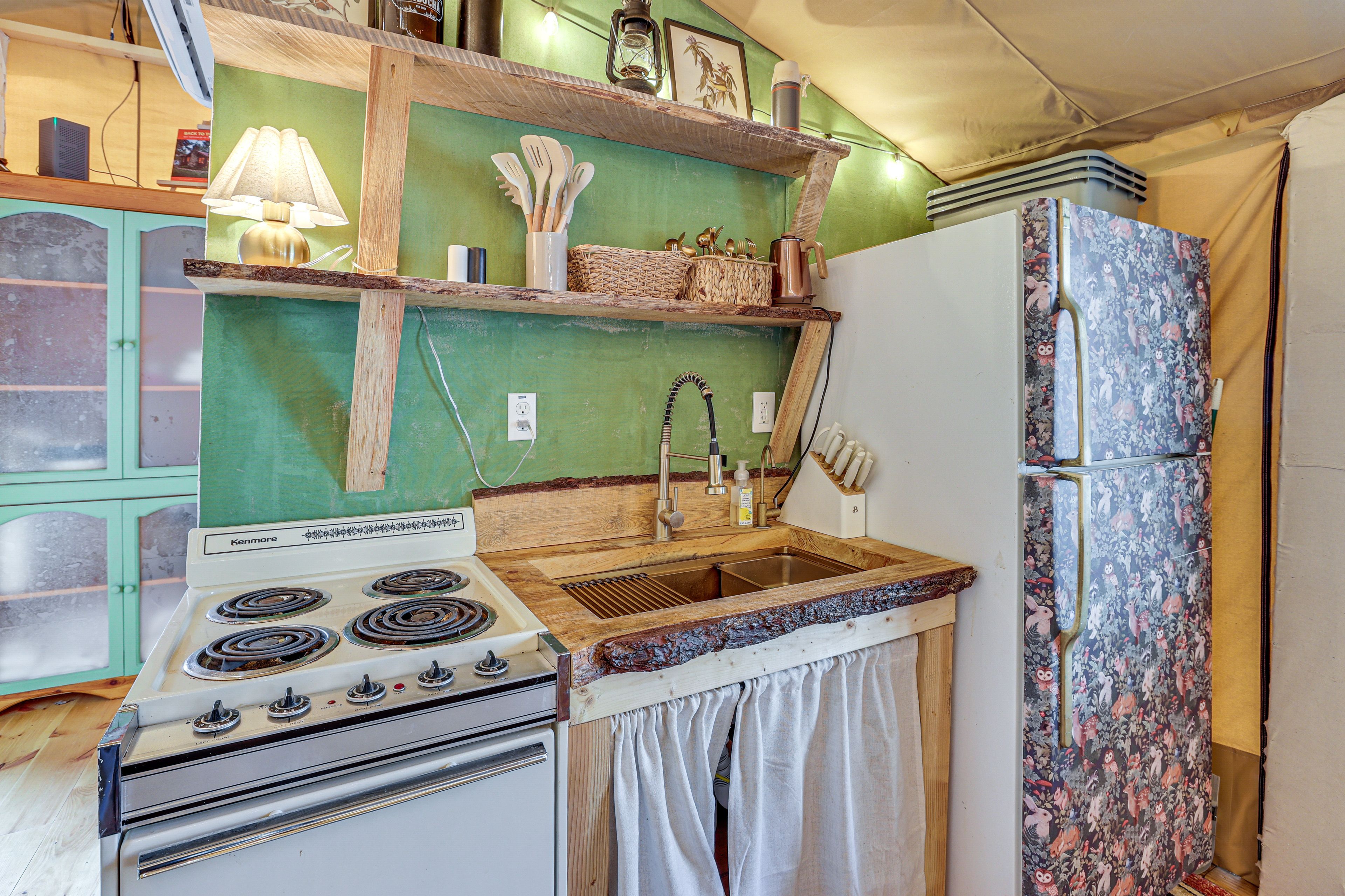 'The Hootenanny' Kitchen | Cooking Basics