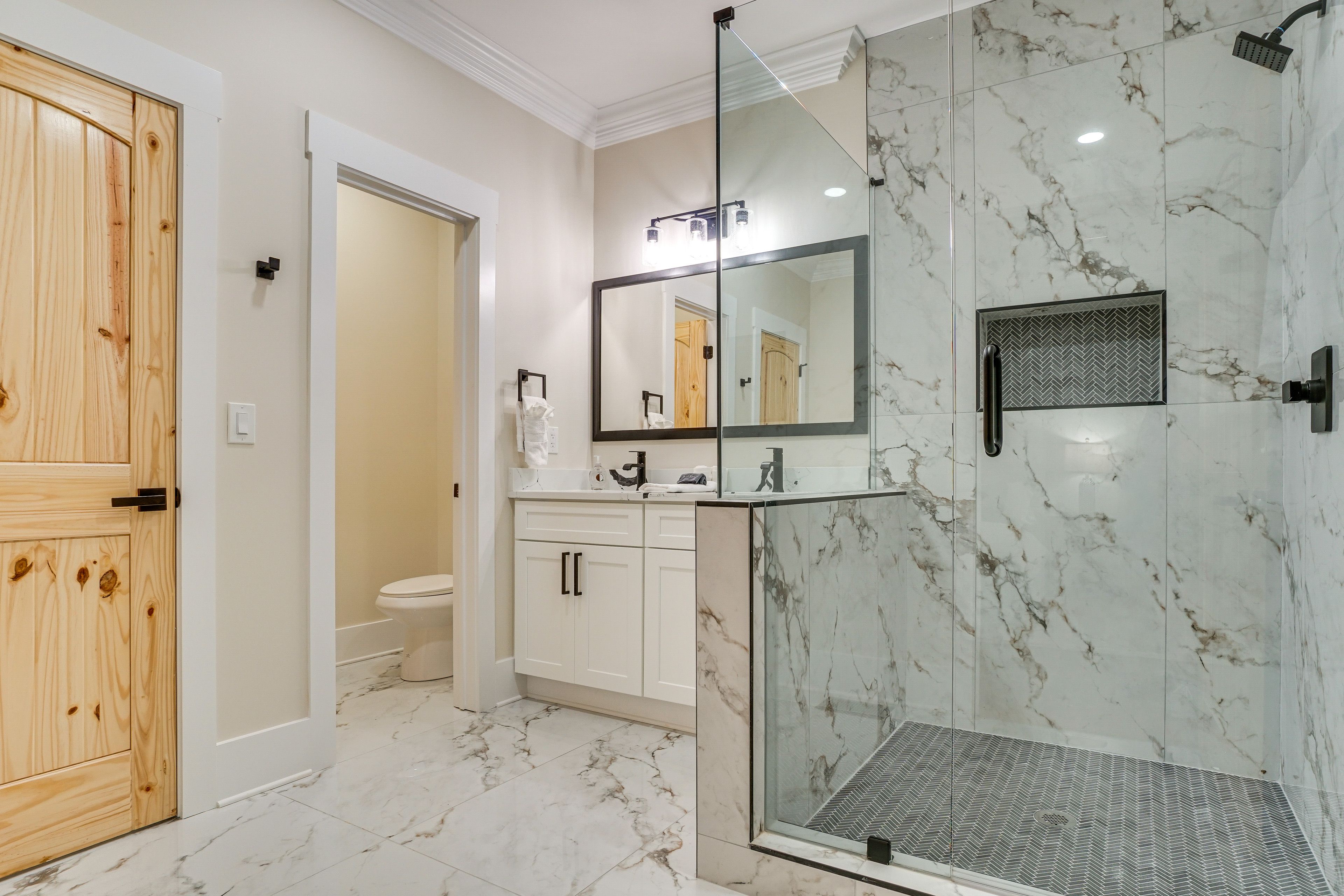 En-Suite Bath