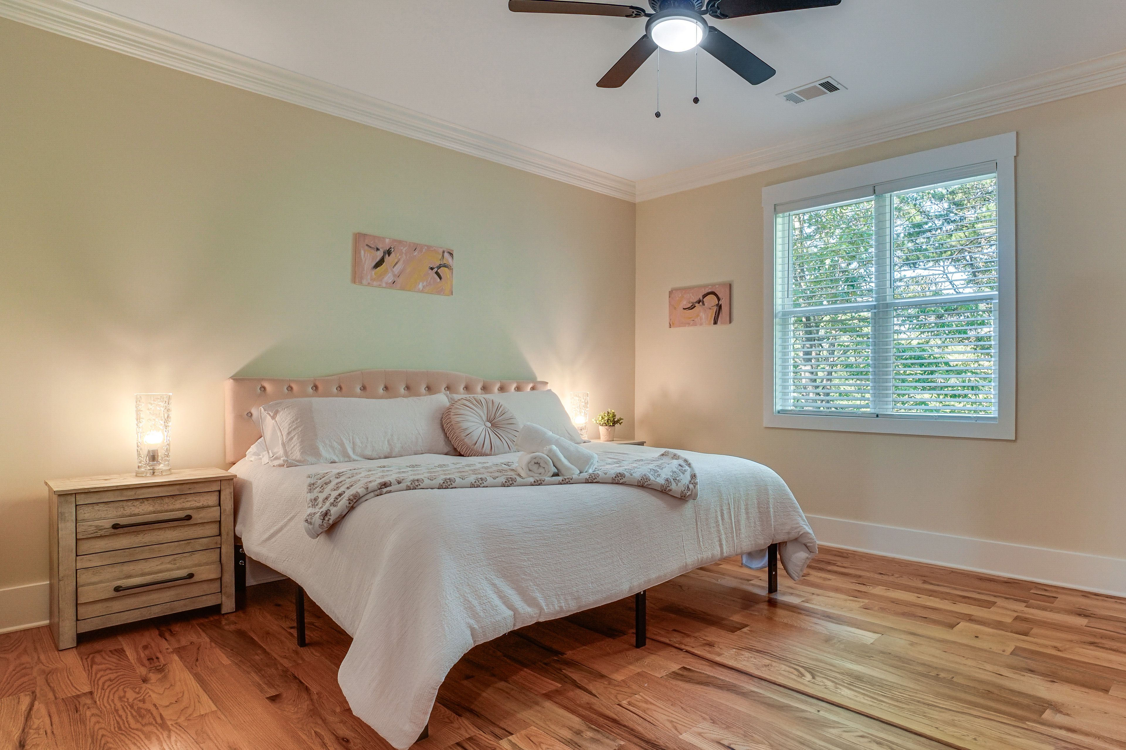 Bedroom 2 | King Bed