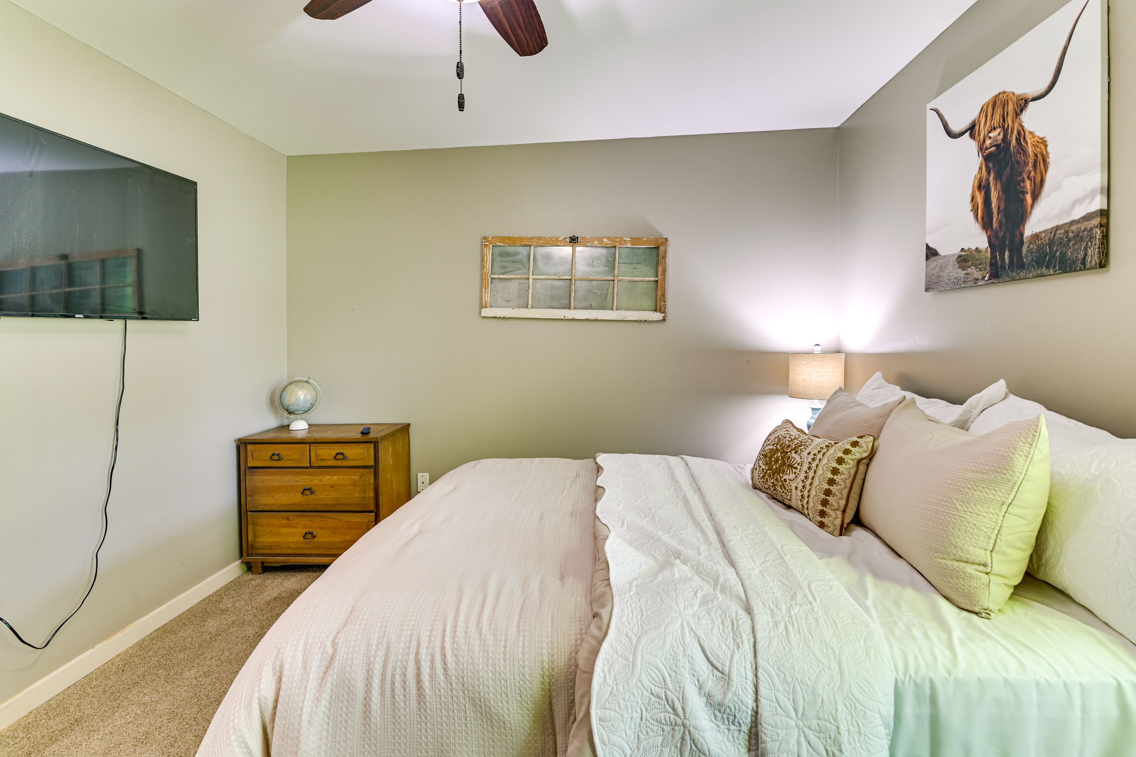 Bedroom 2 | Queen Bed | 2nd Floor