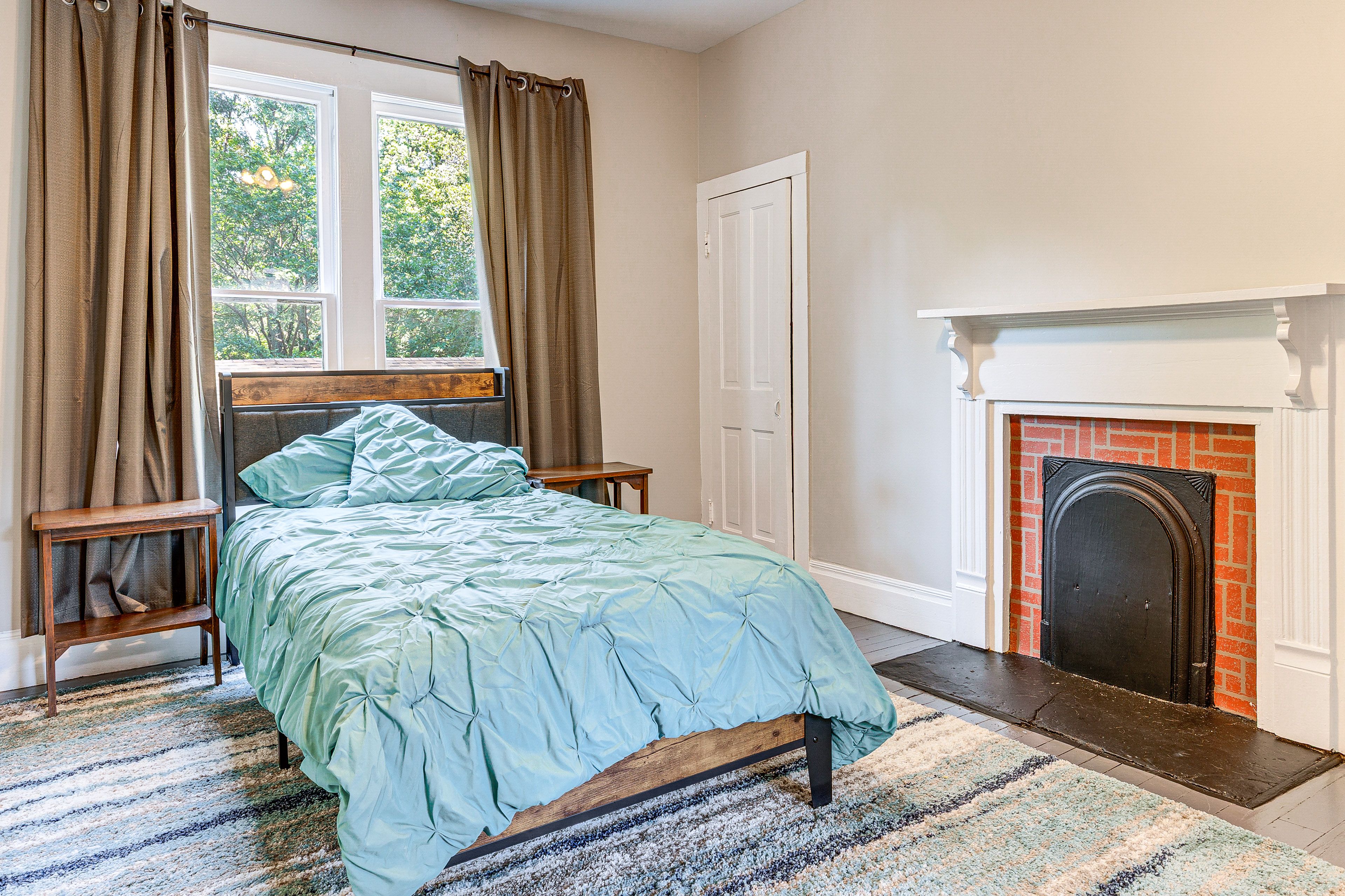 Bedroom 3 | Twin Bed | 1st Floor