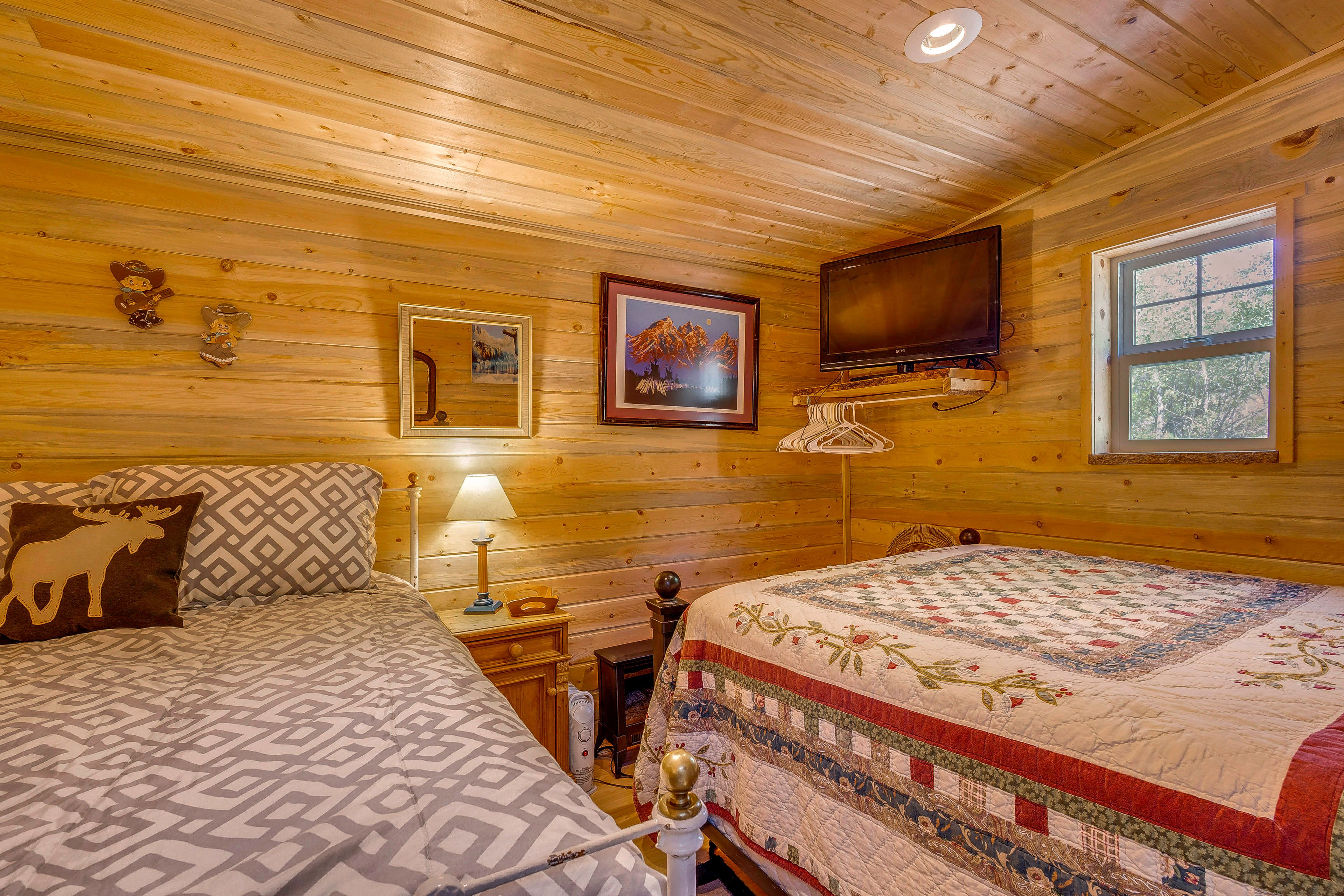 Bedroom 3 (Bunkhouse) | 2 Twin Beds