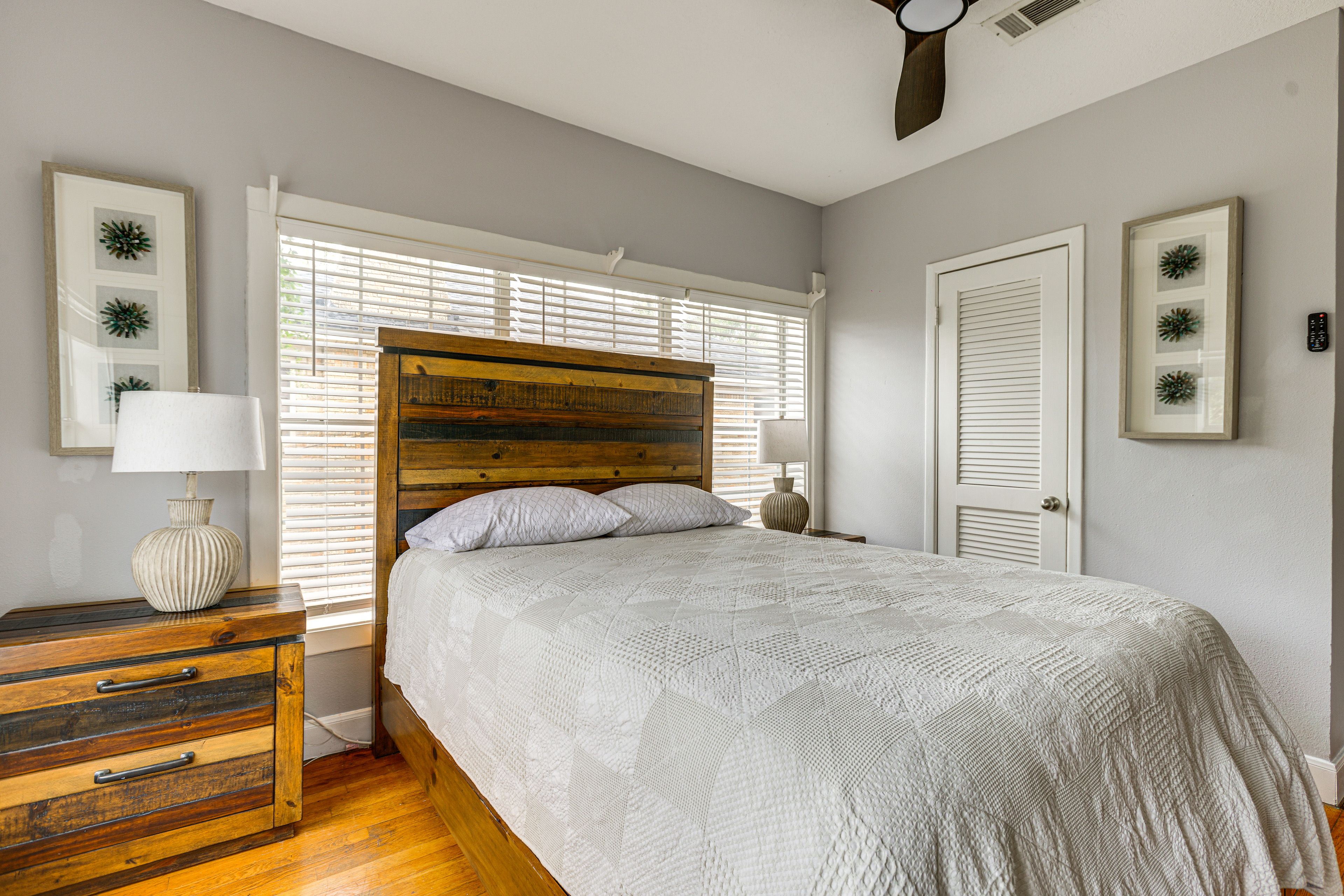 Bedroom 3 | Queen Bed