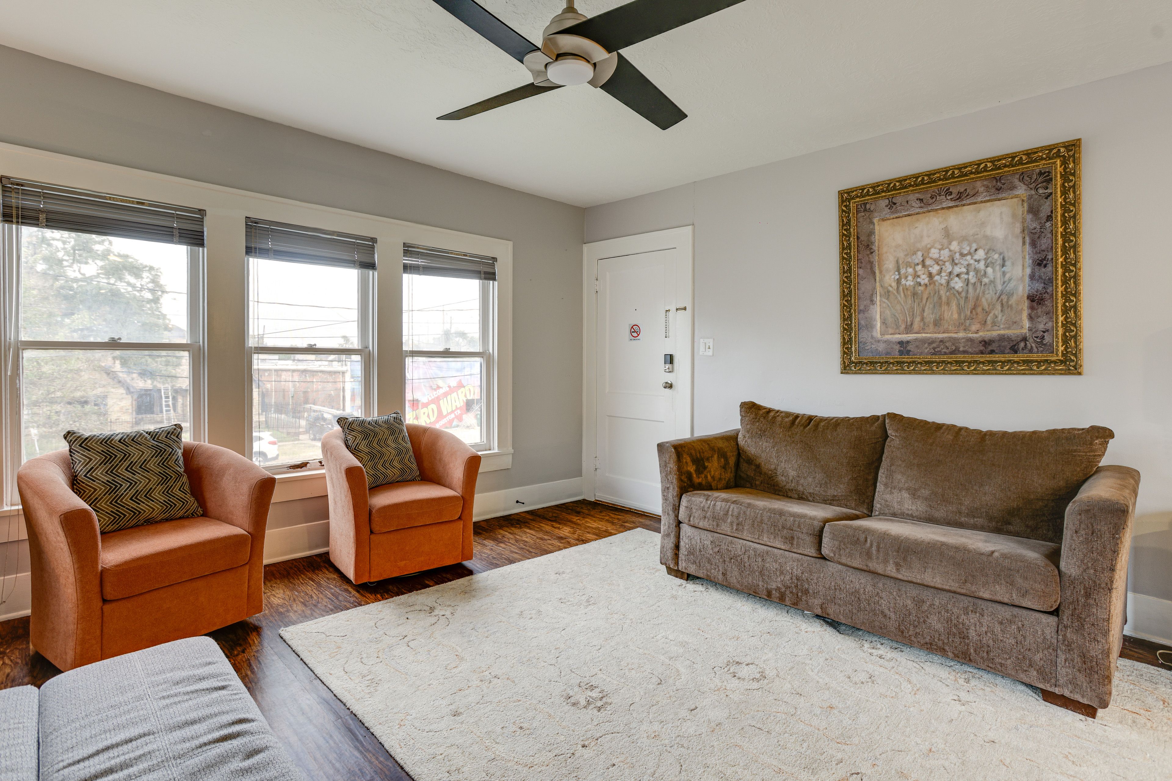 Upstairs Unit | Living Room | Sleeper Sofa | 2nd Floor