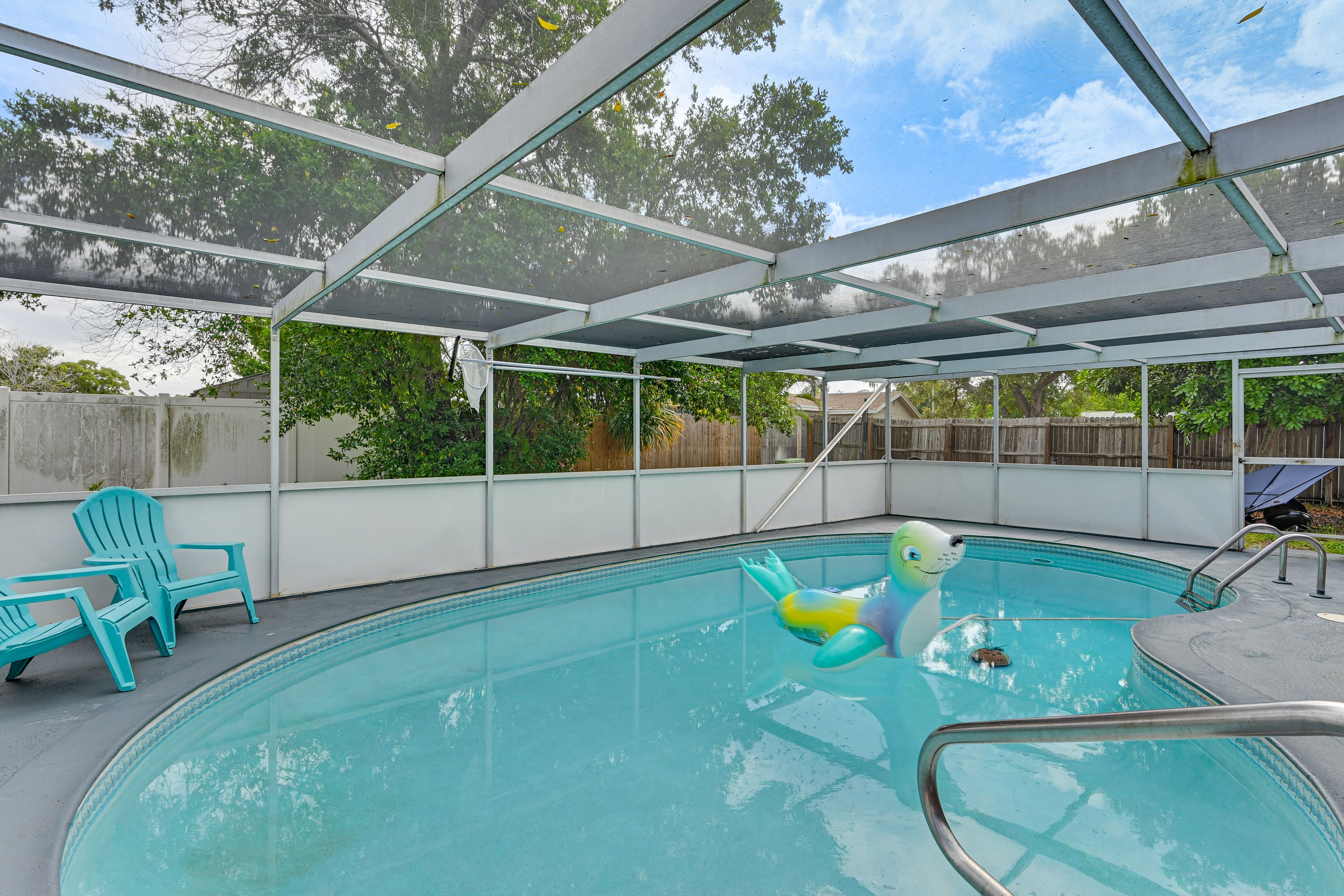 Lanai & Pool