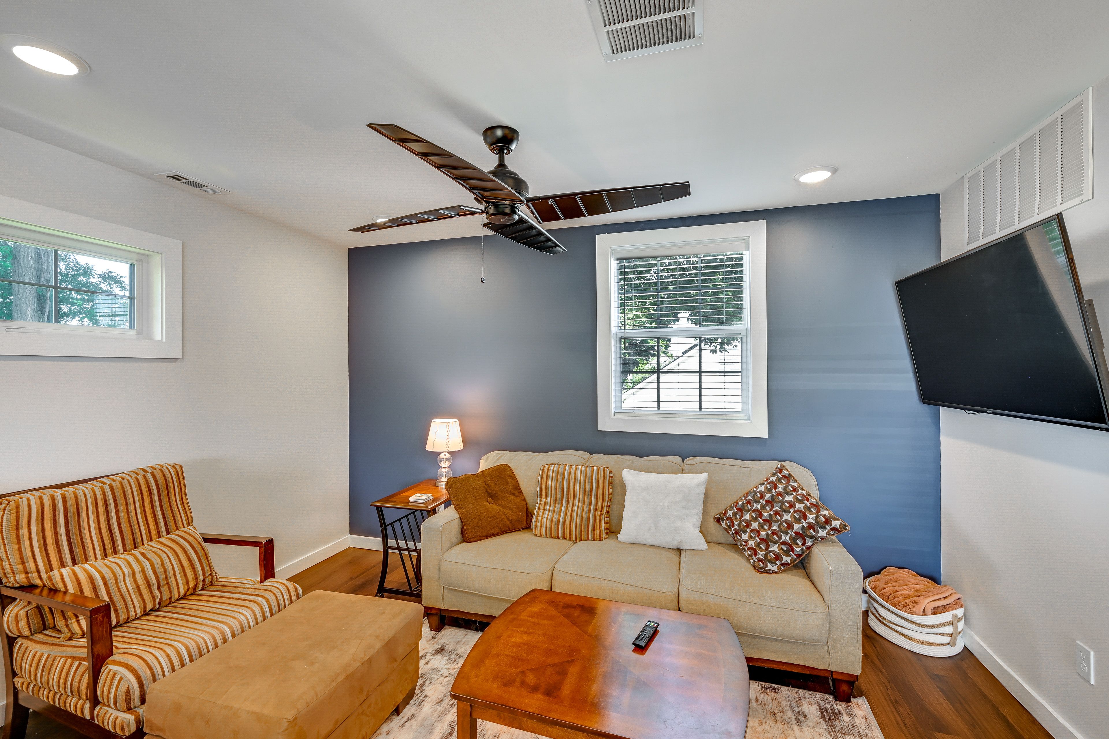Living Room | Smart TV | 2nd Floor