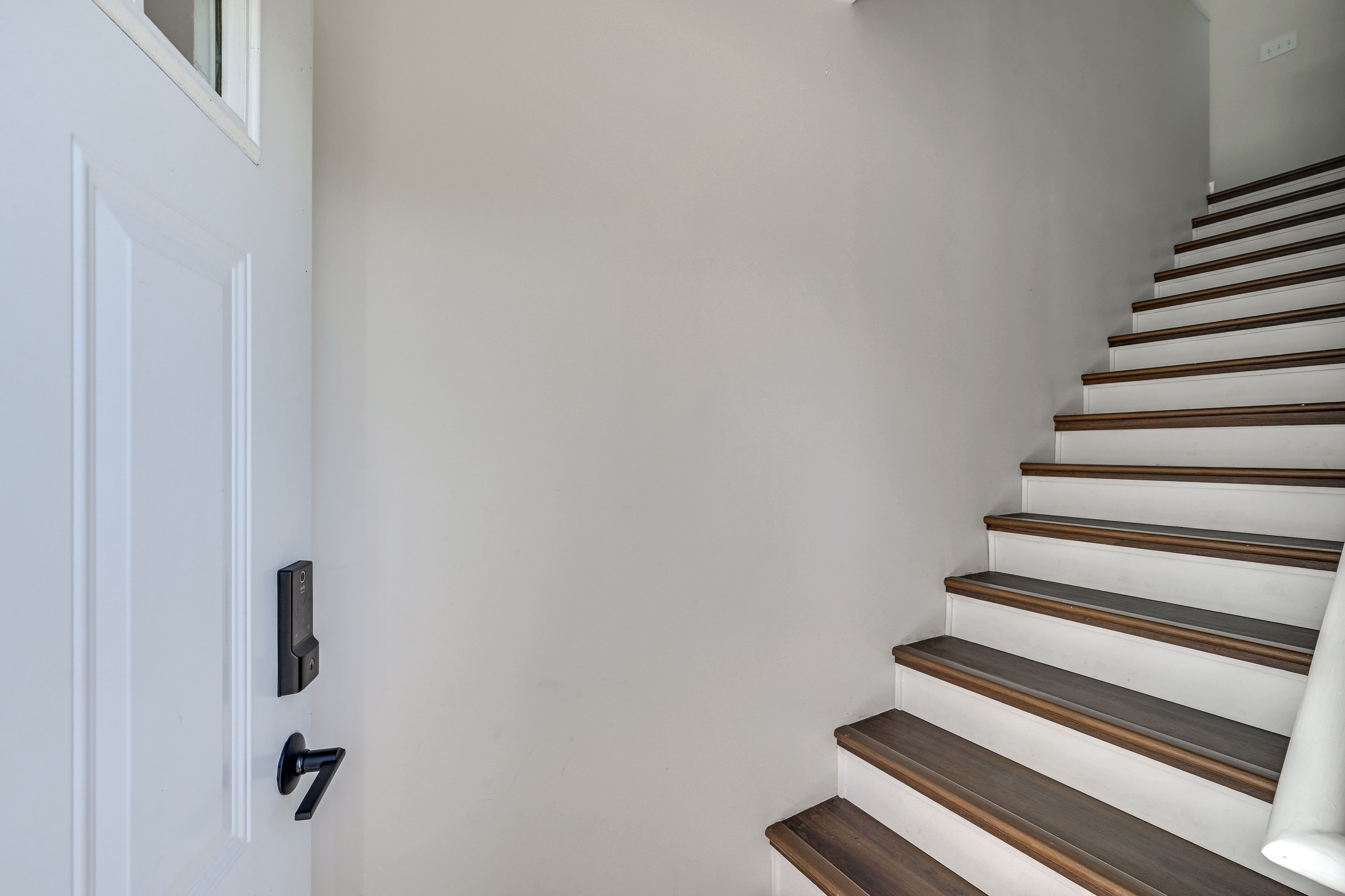 Entrance | 1st Floor