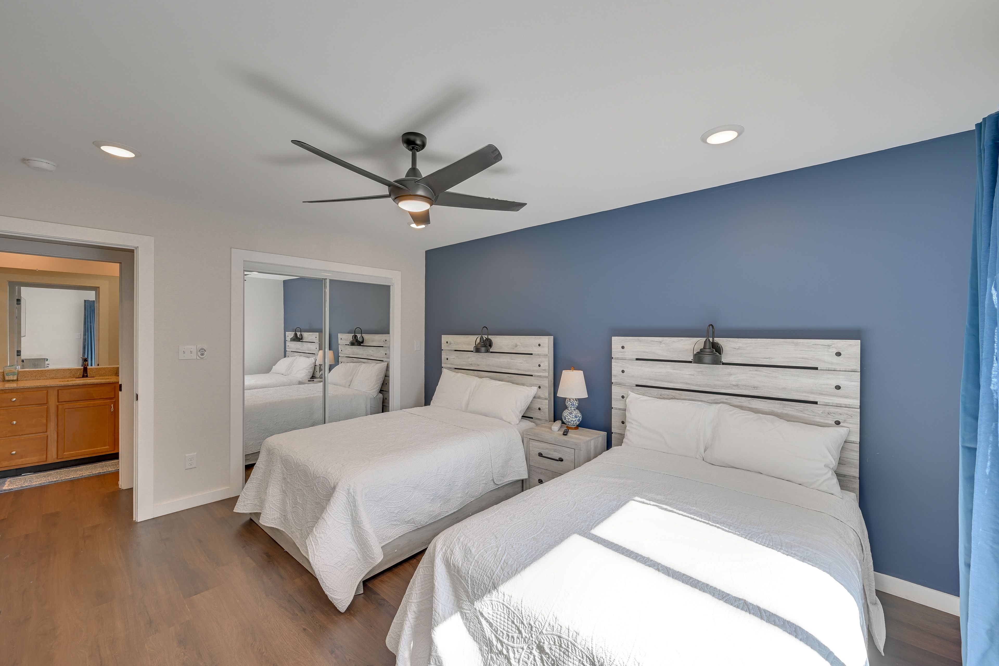 Bedroom | 2 Queen Beds | Smart TV | 2nd Floor