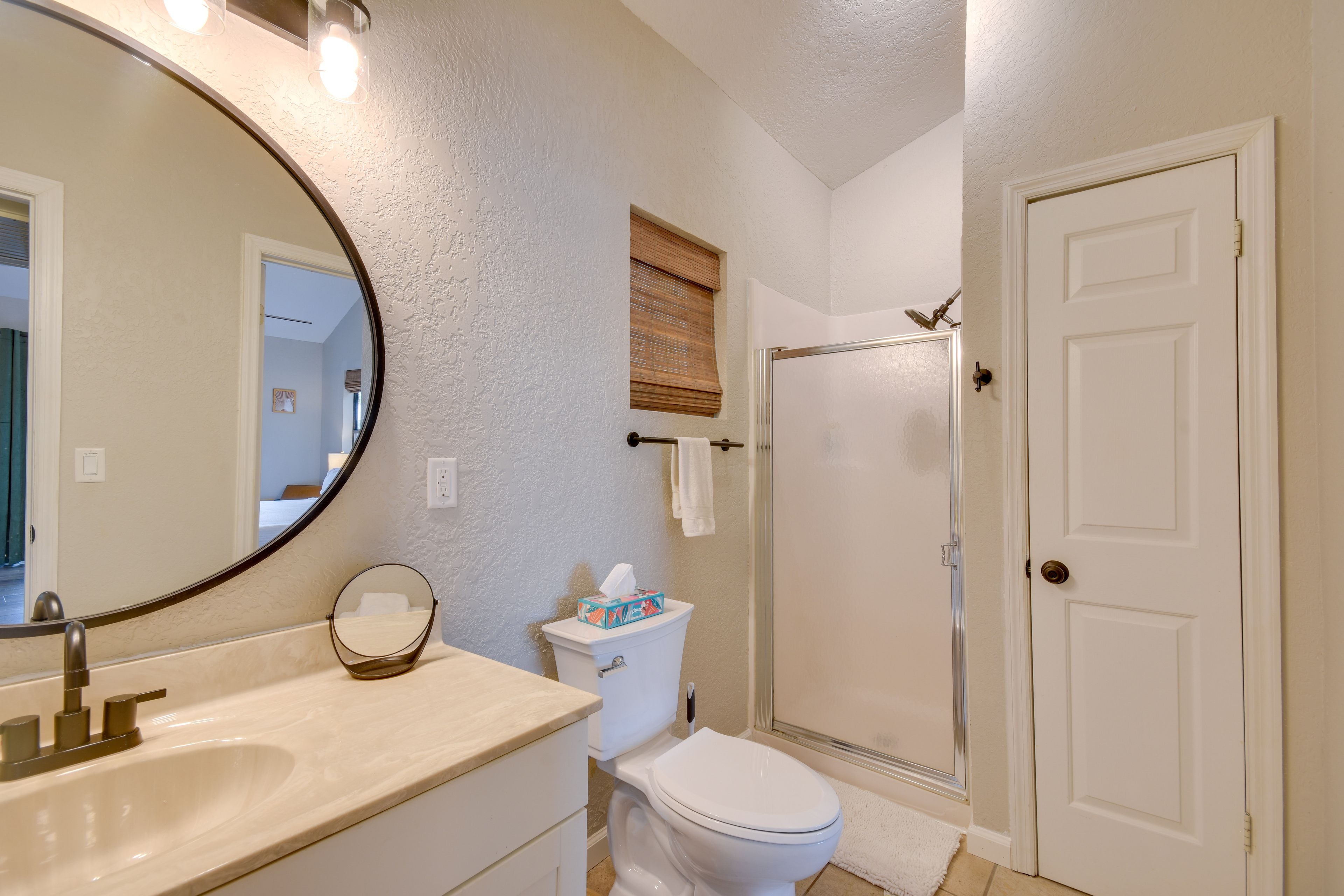 Bathroom | Upper Level
