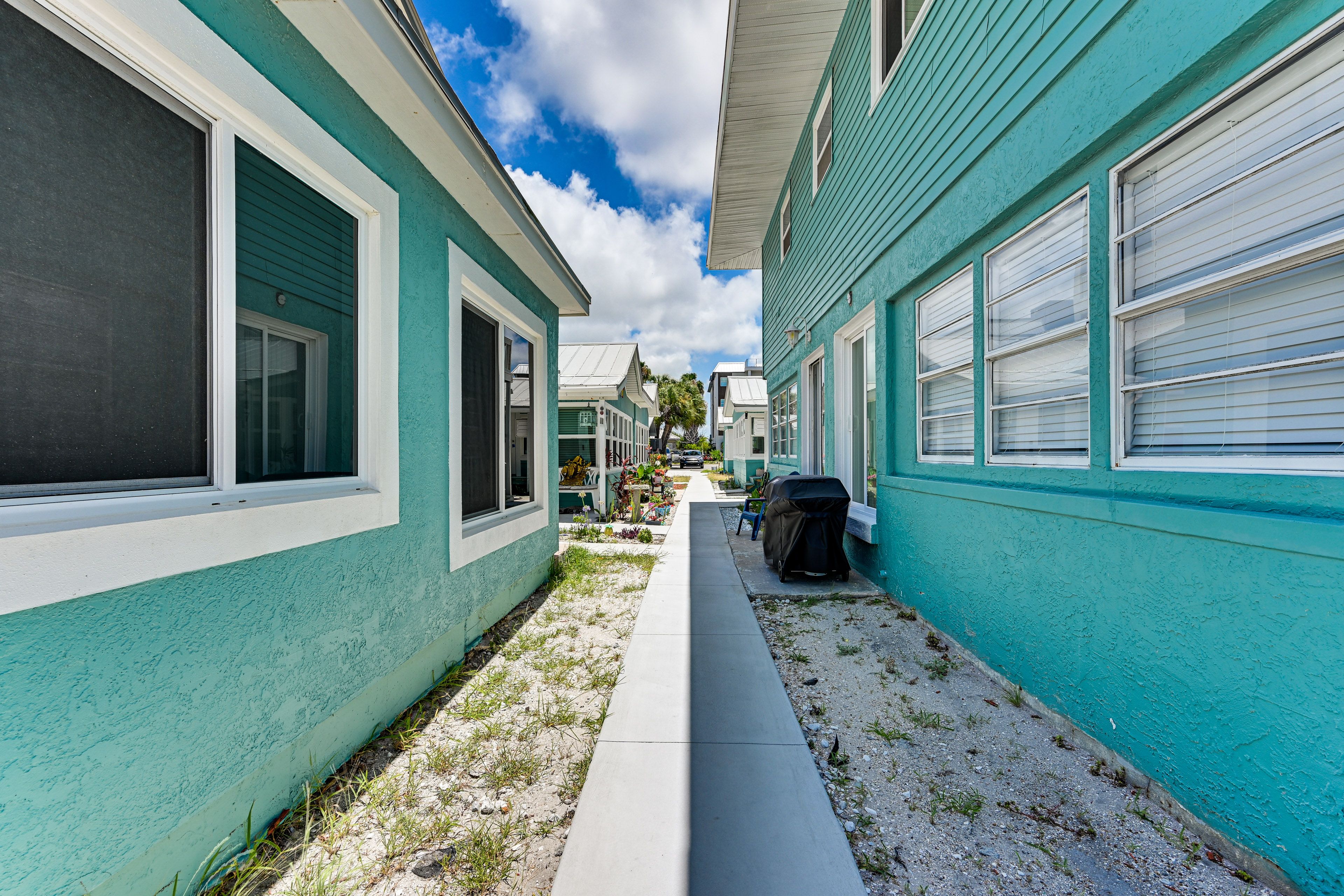 Gulf Sands Community Exterior