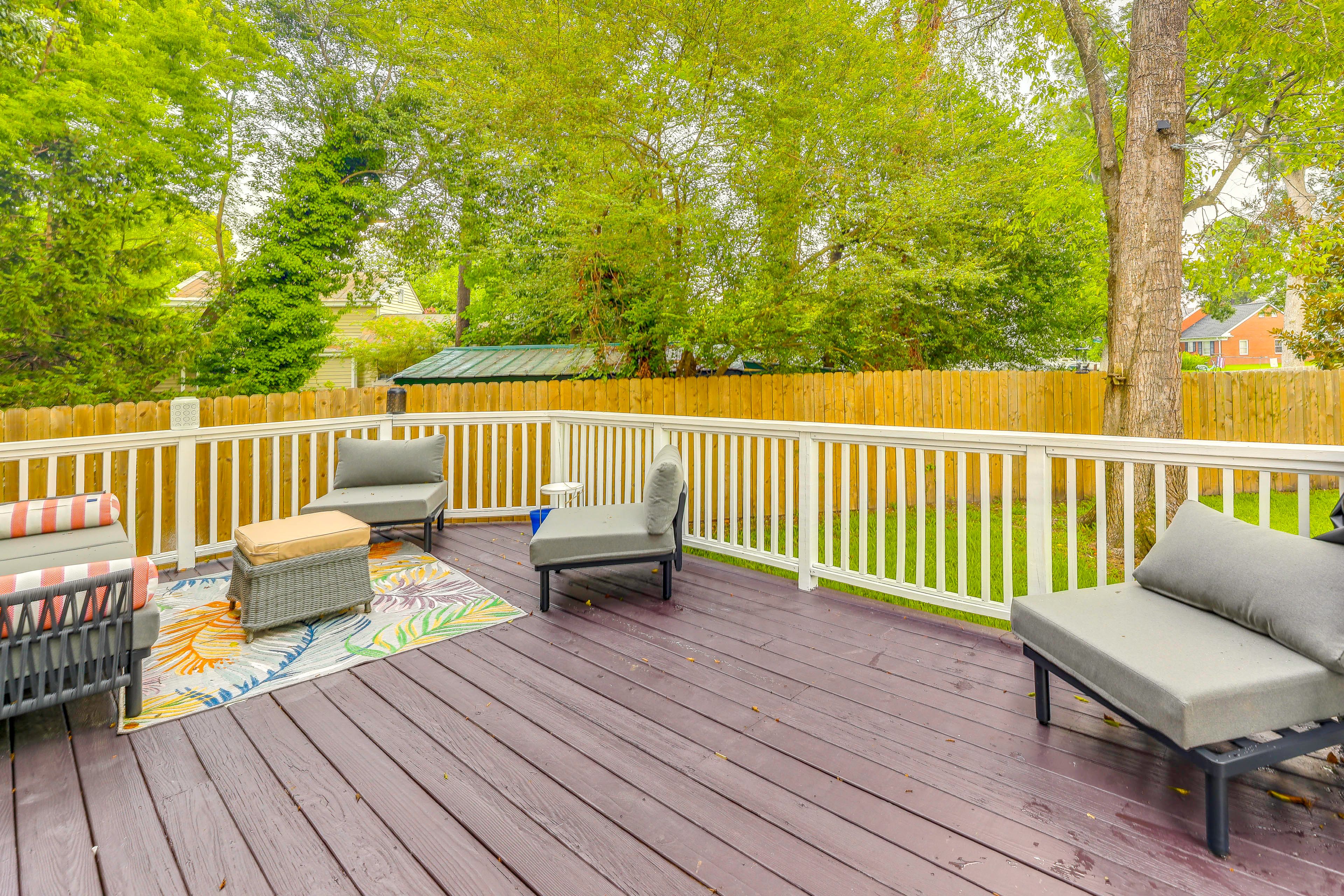 Deck | Fenced-In Yard