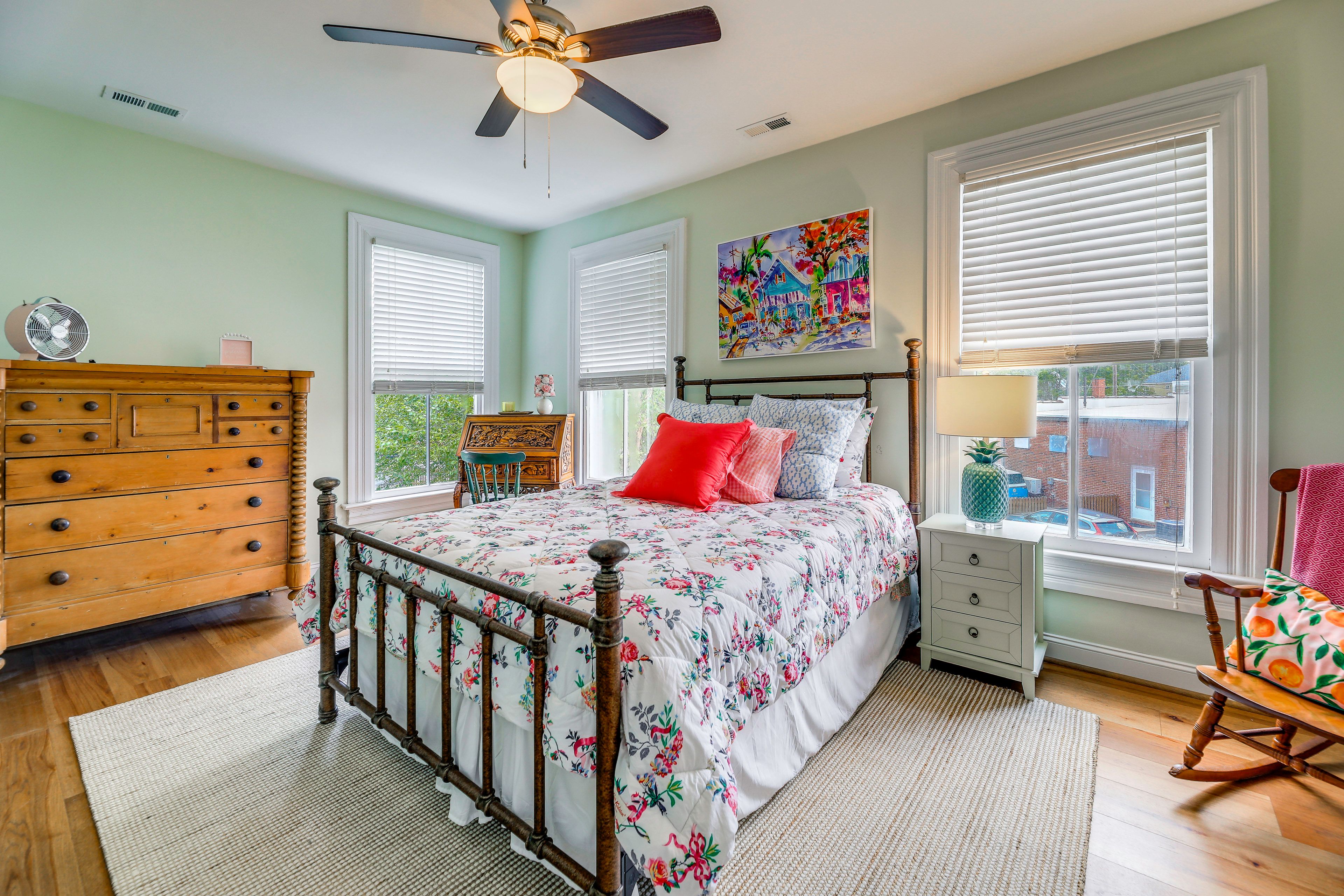 Bedroom 3 | Queen Bed | 2nd Floor