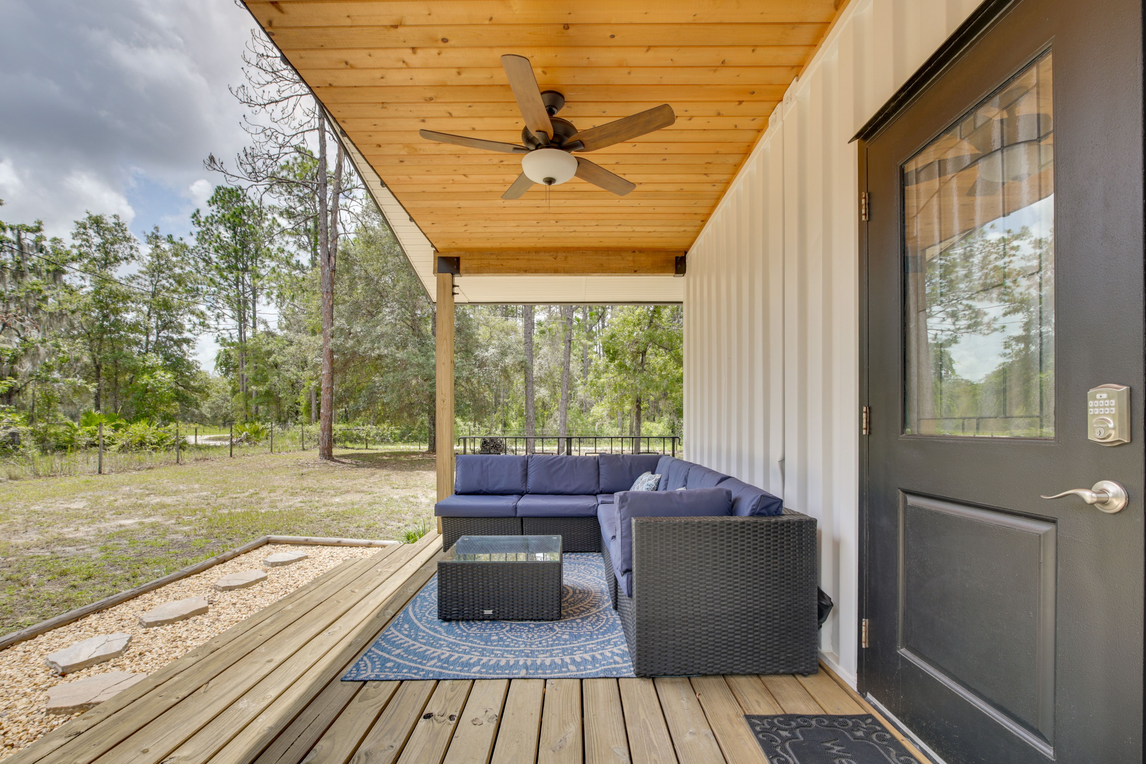 Private Deck