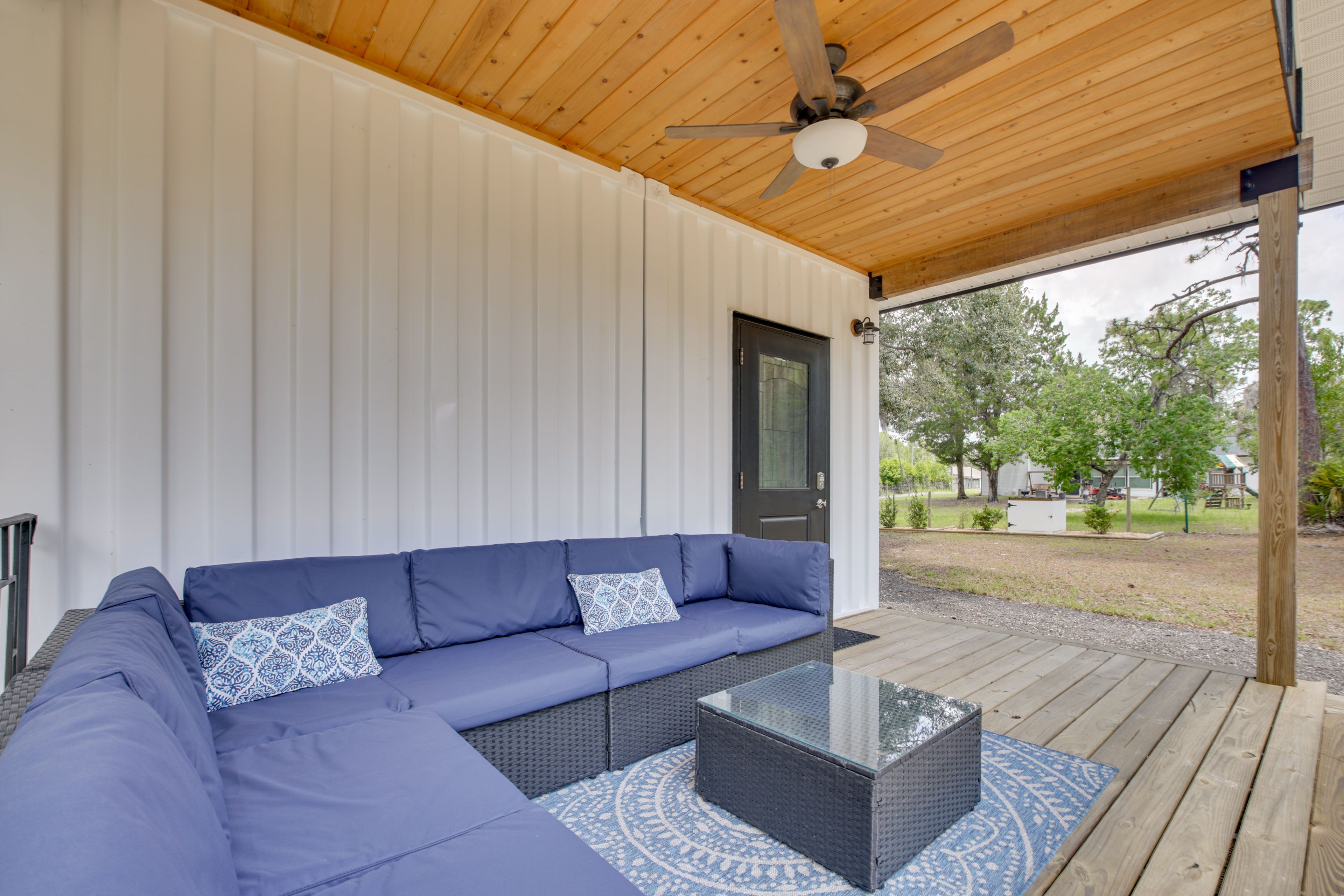 Private Deck