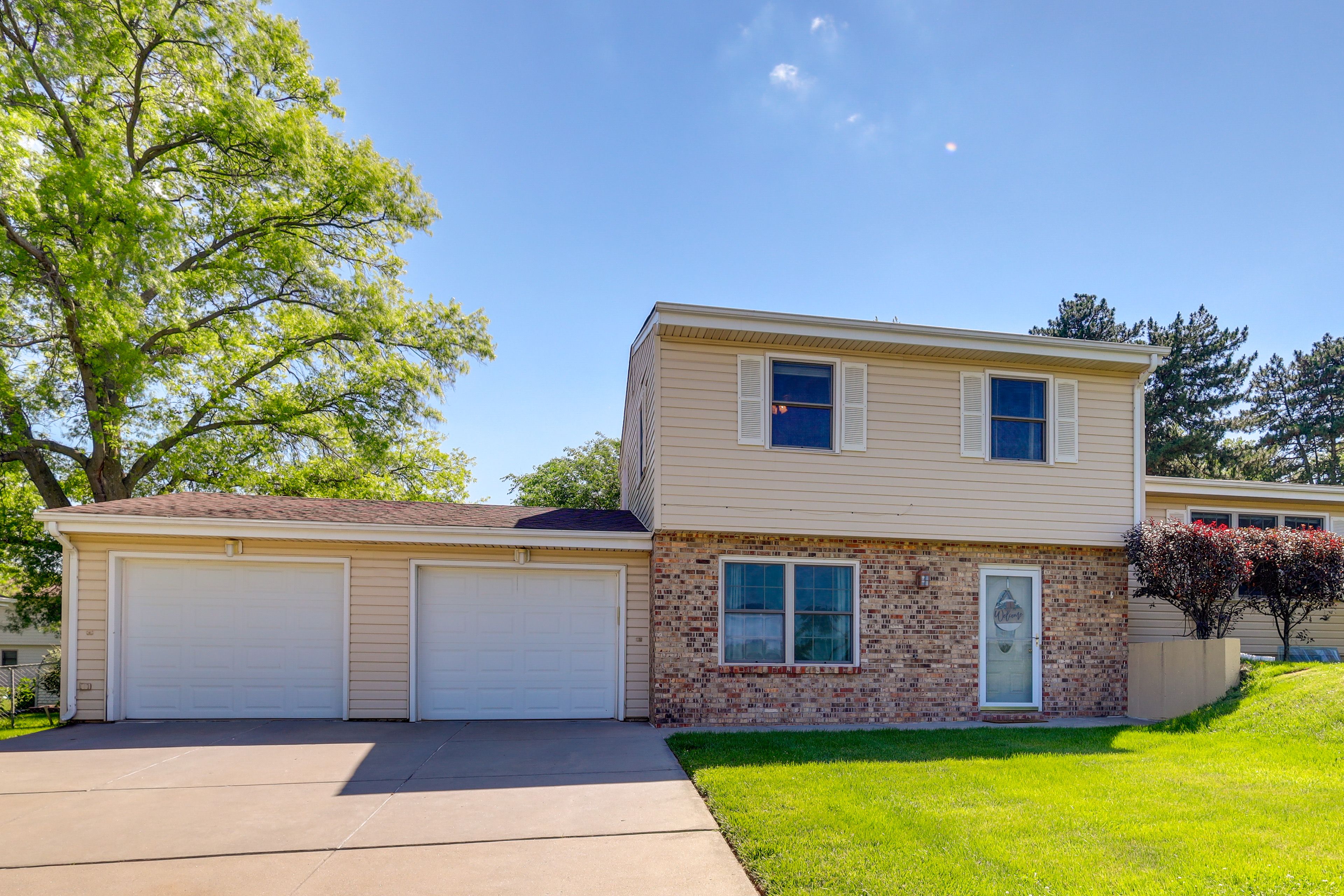 Omaha Vacation Rental | 4BR | 2.5BA | 1,731 Sq Ft
