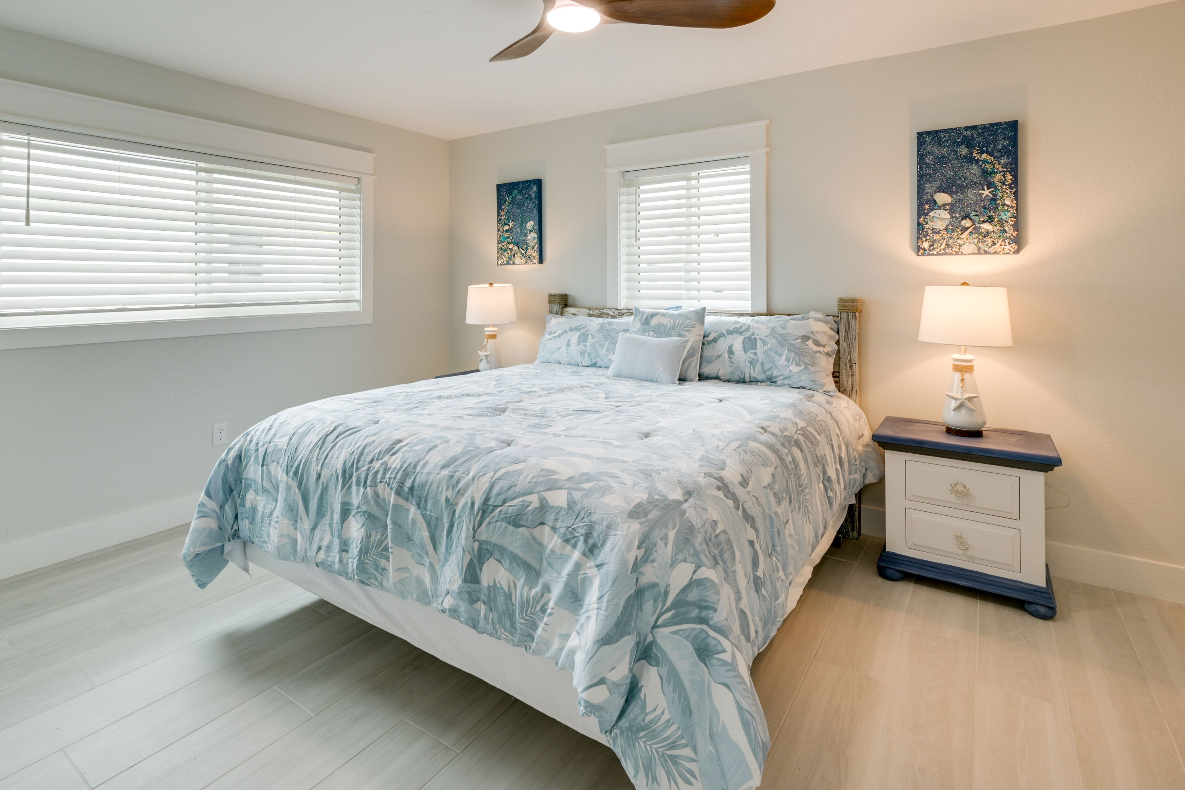 Bedroom 1 | King Bed
