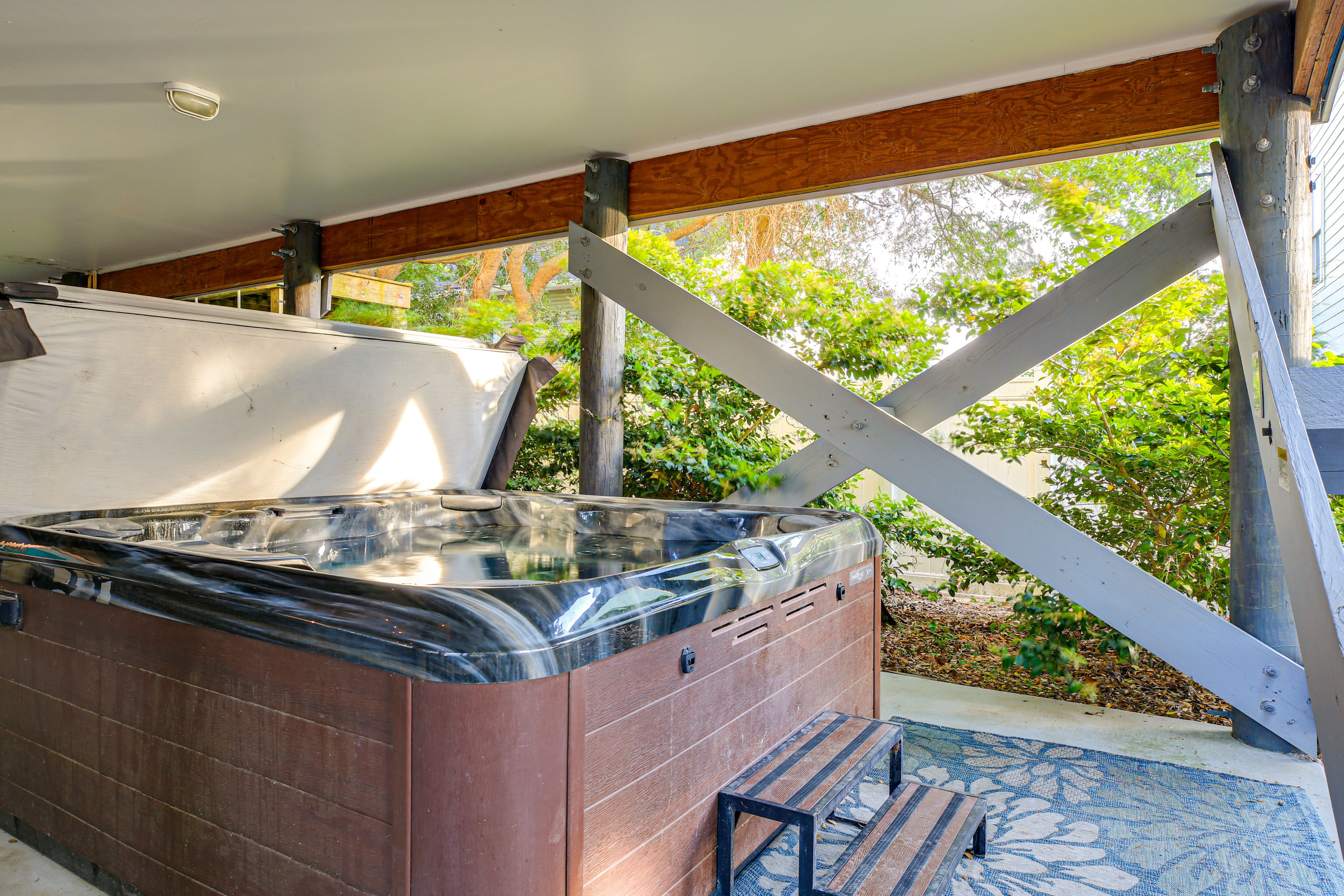 Hot Tub