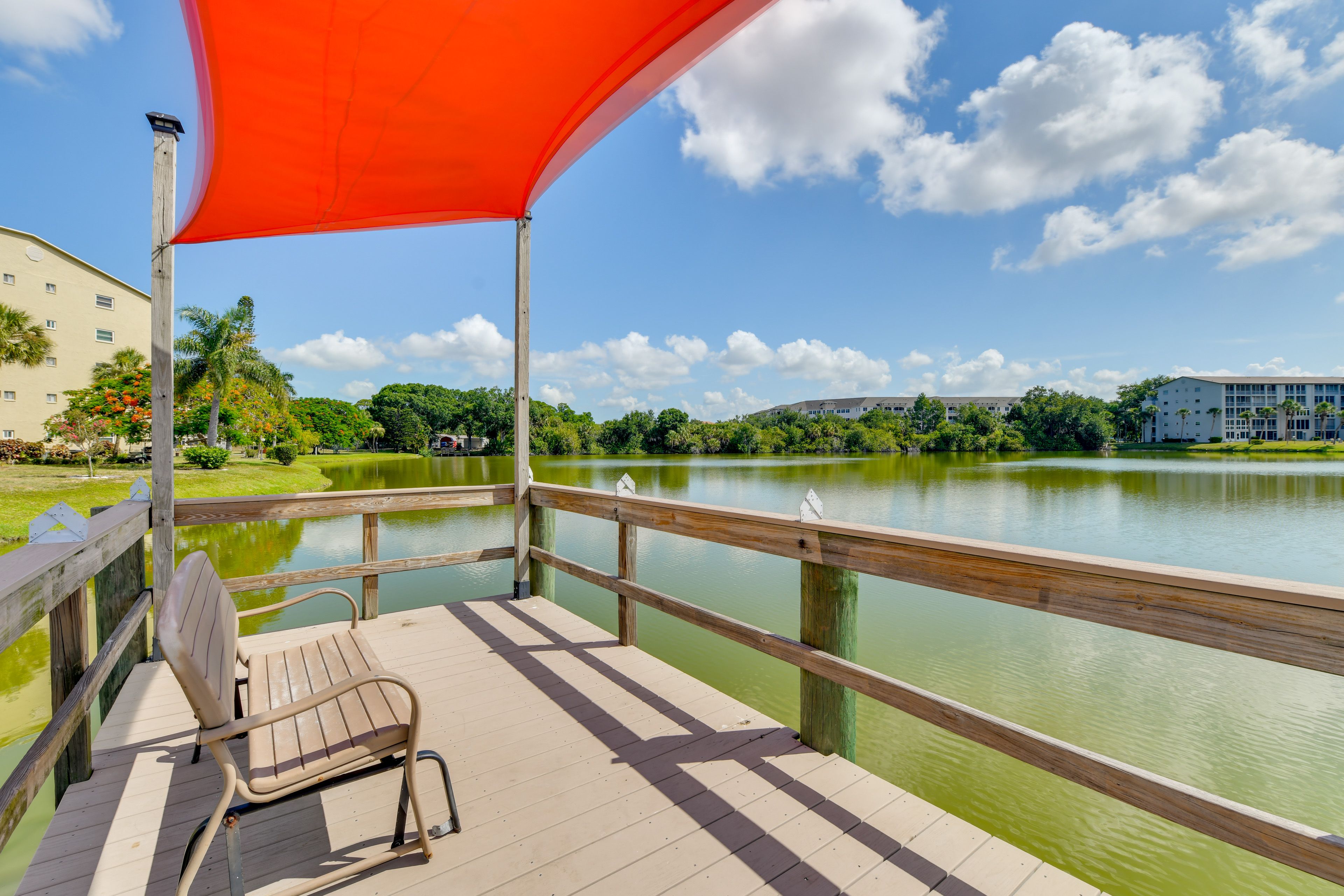 Lake Bayshore Phase 2 | Community Fishing Dock