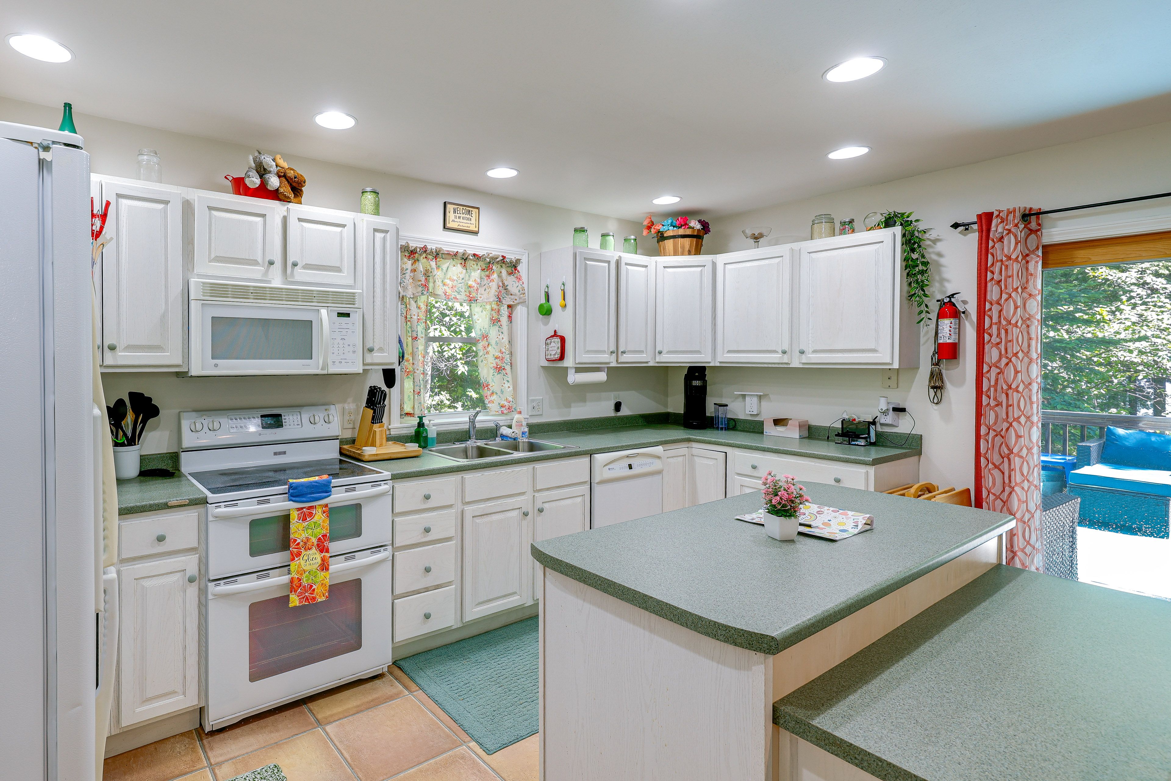 Kitchen | 1st Floor