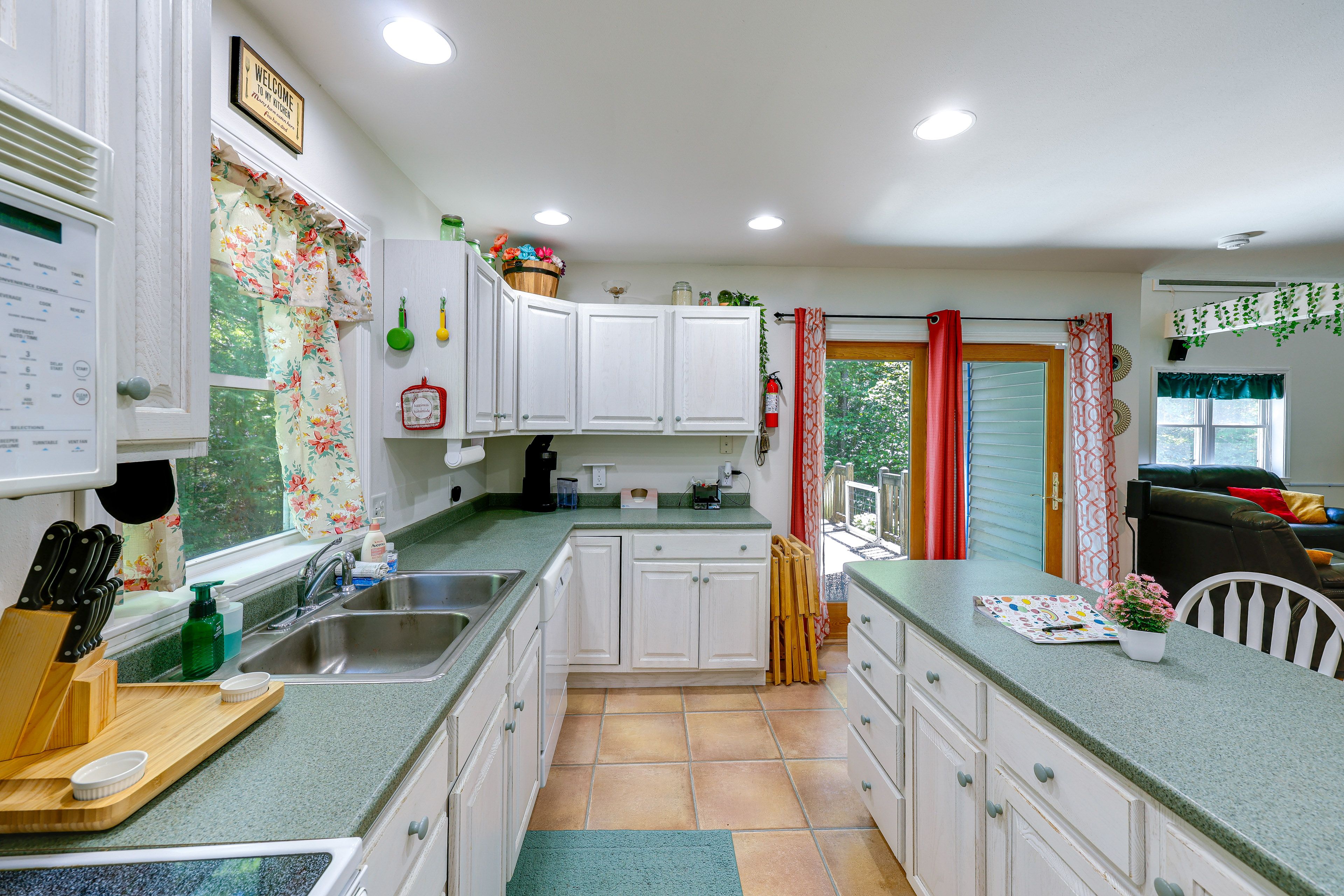 Kitchen | 1st Floor