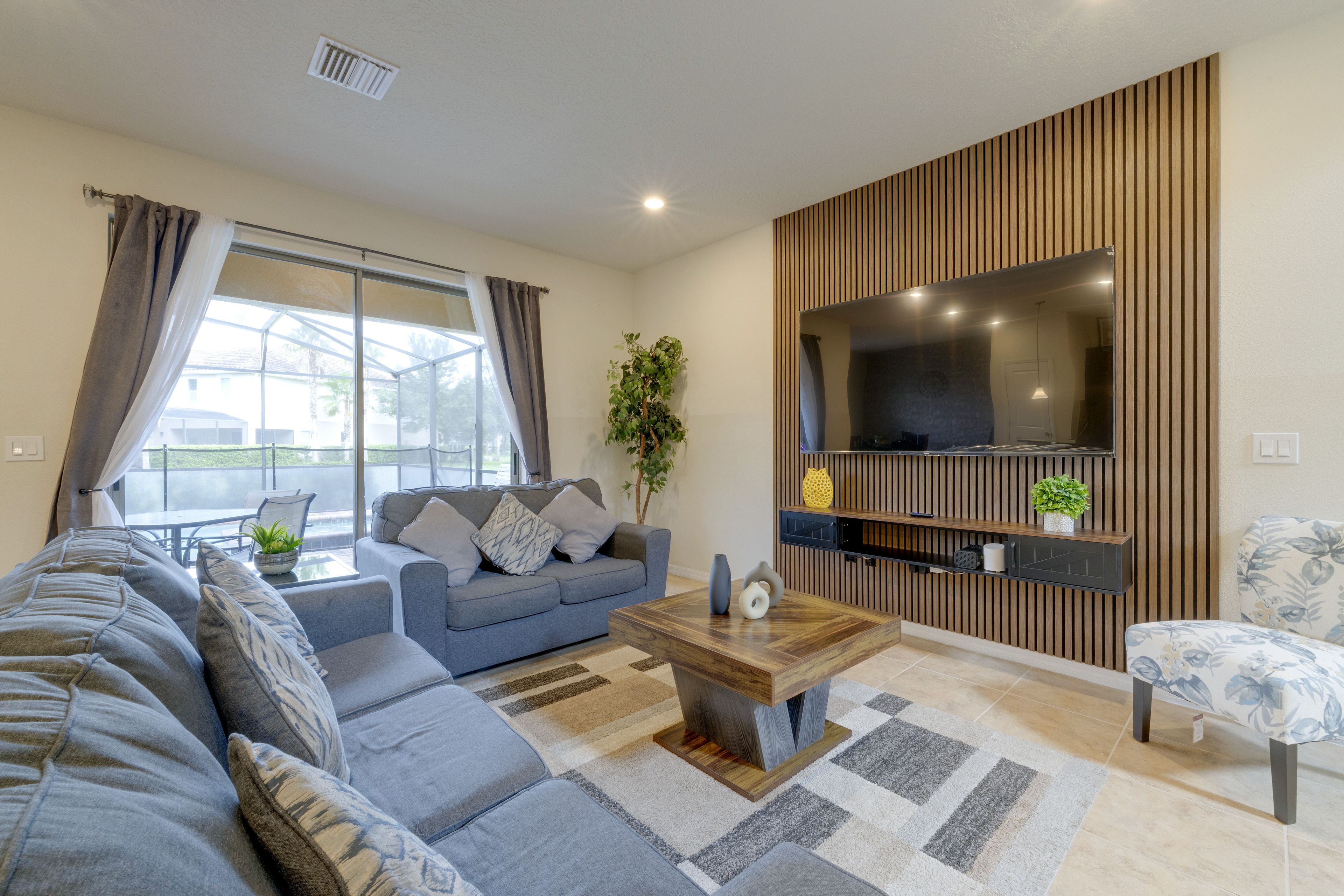 Living Room | Main Level