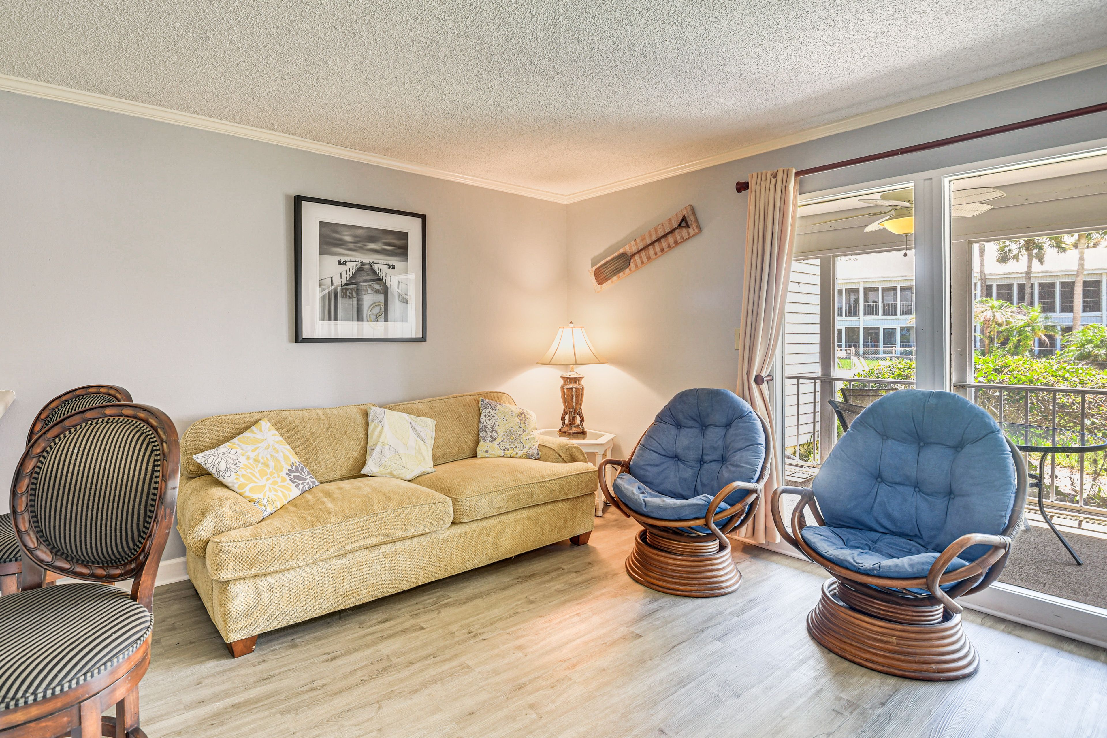 Living Area | Full Sleeper Sofa