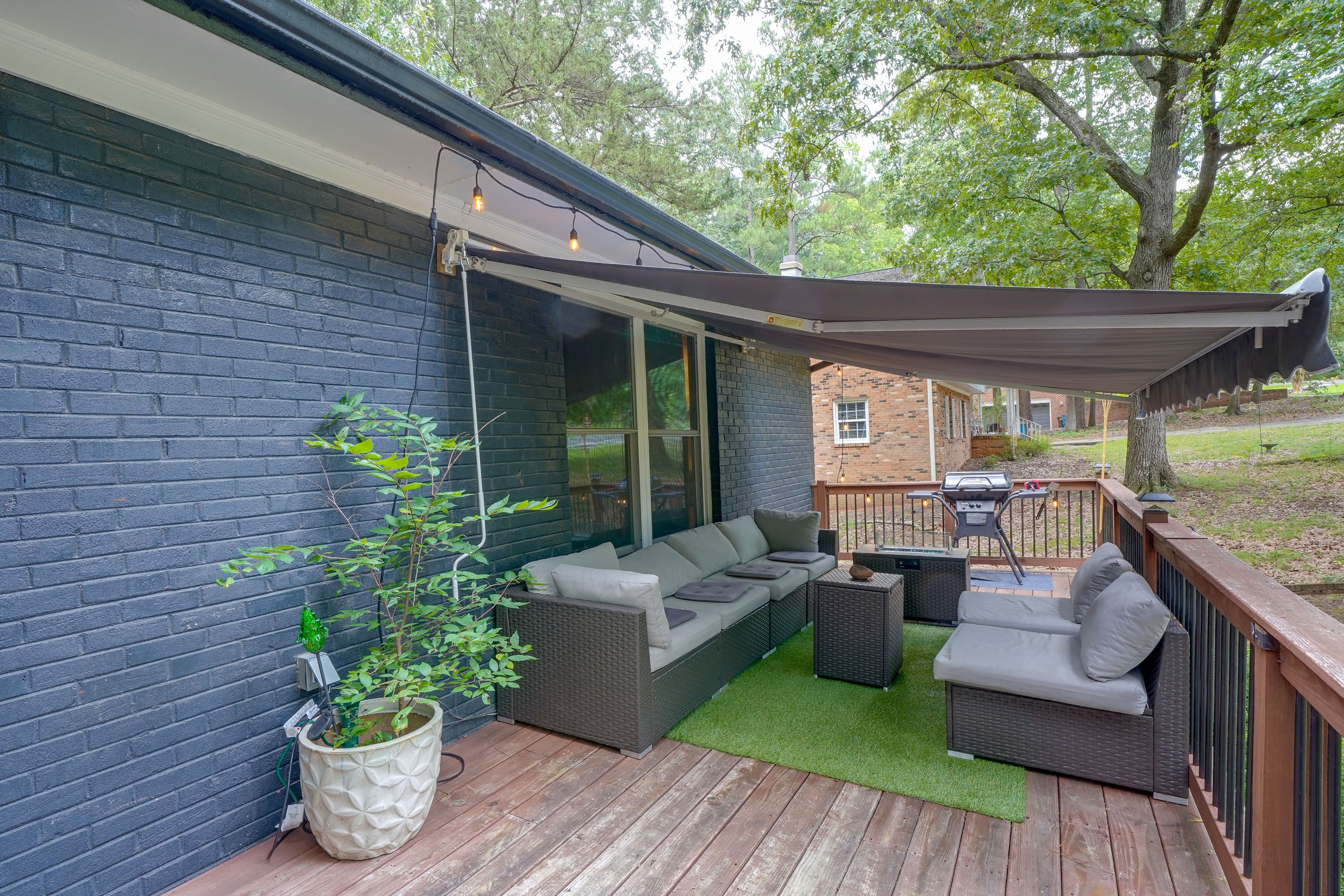 Furnished Deck