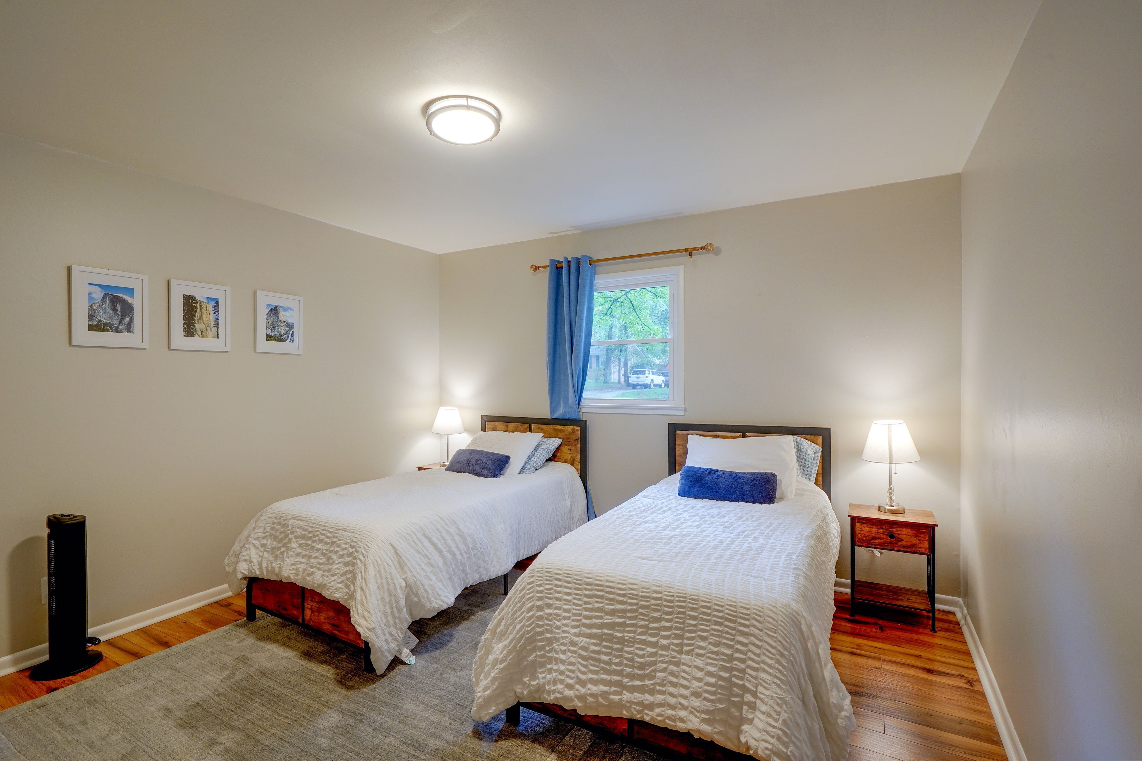 Bedroom 3 | 2 Twin Beds
