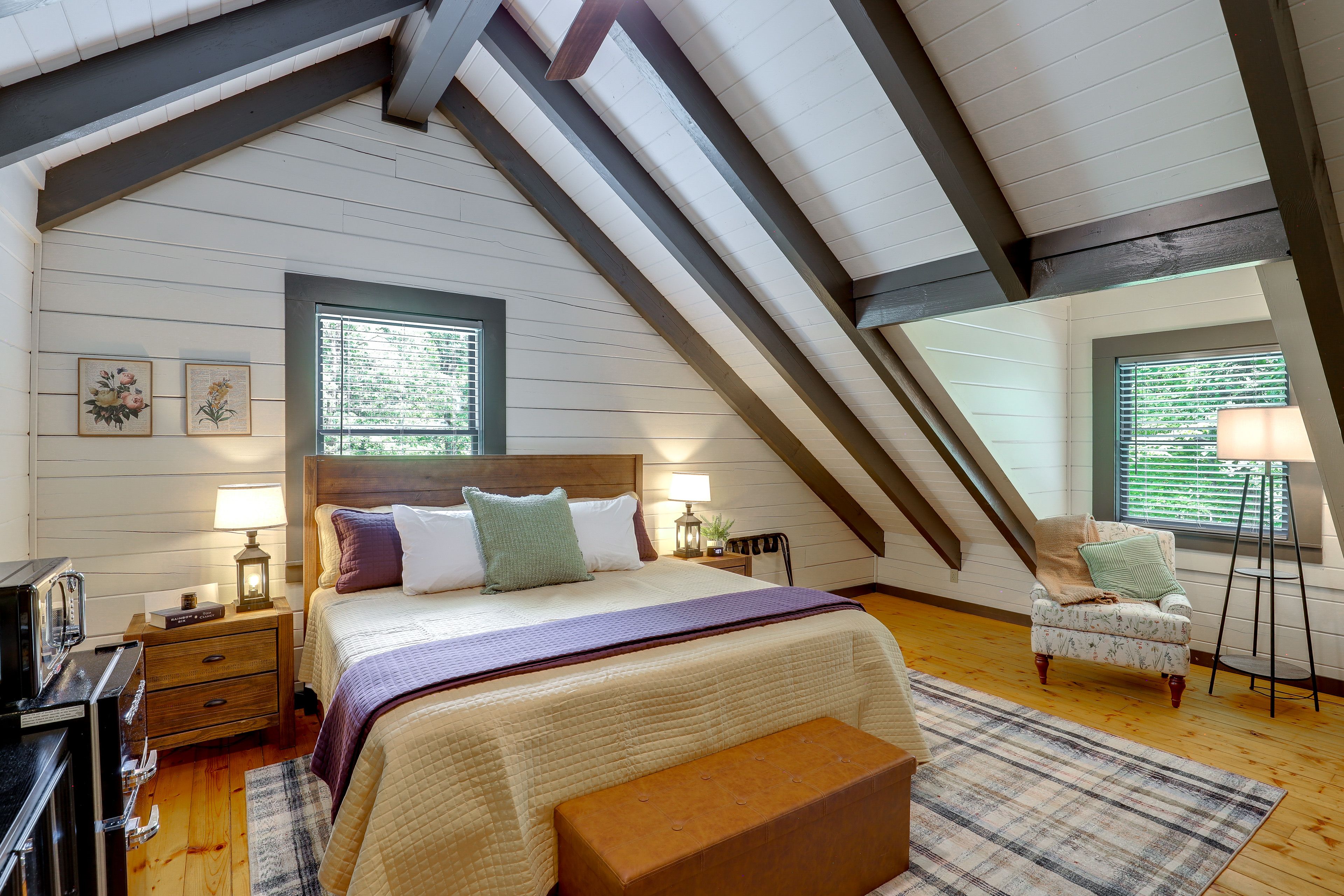 Bedroom 3 | King Bed | 2nd Floor