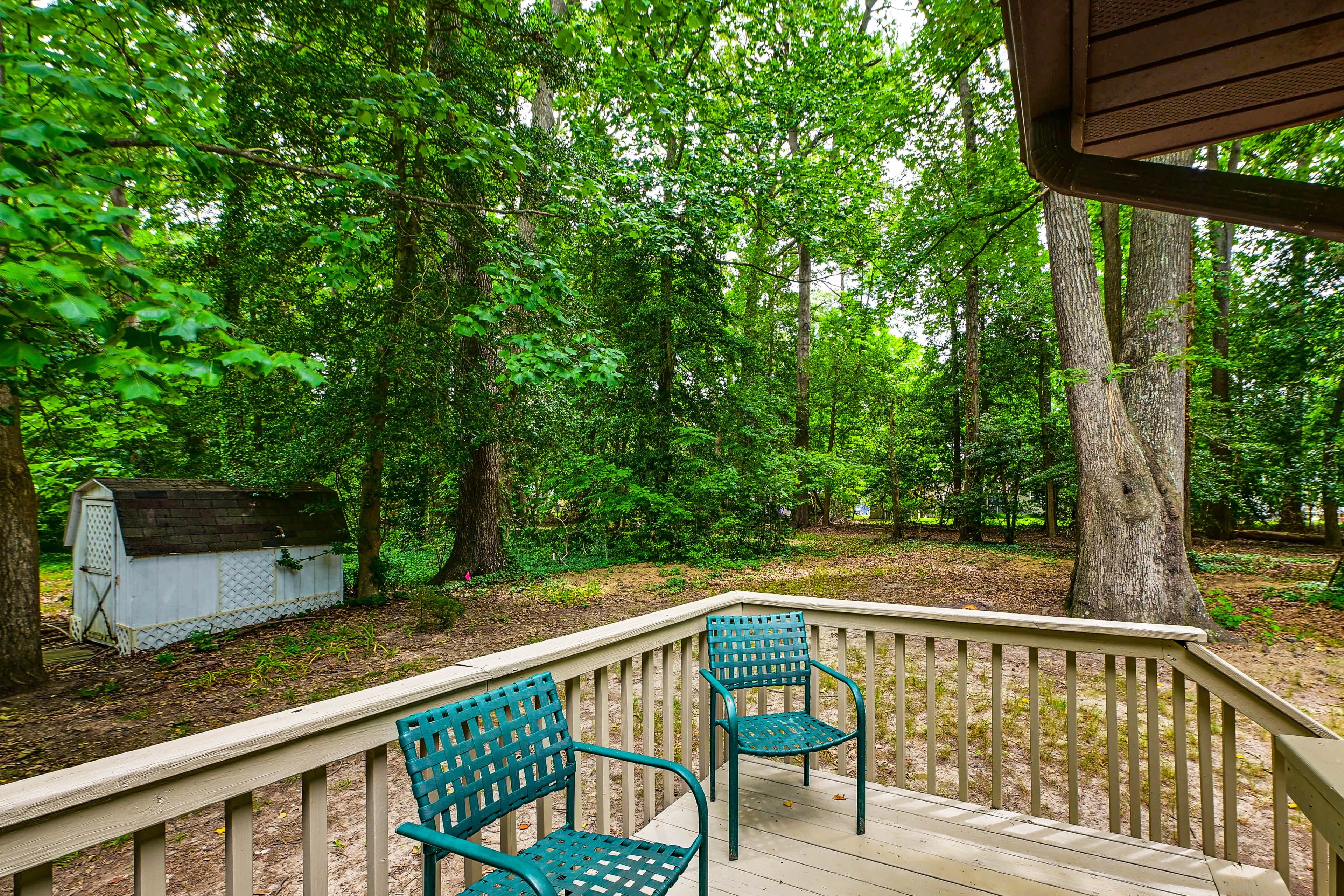Furnished Deck