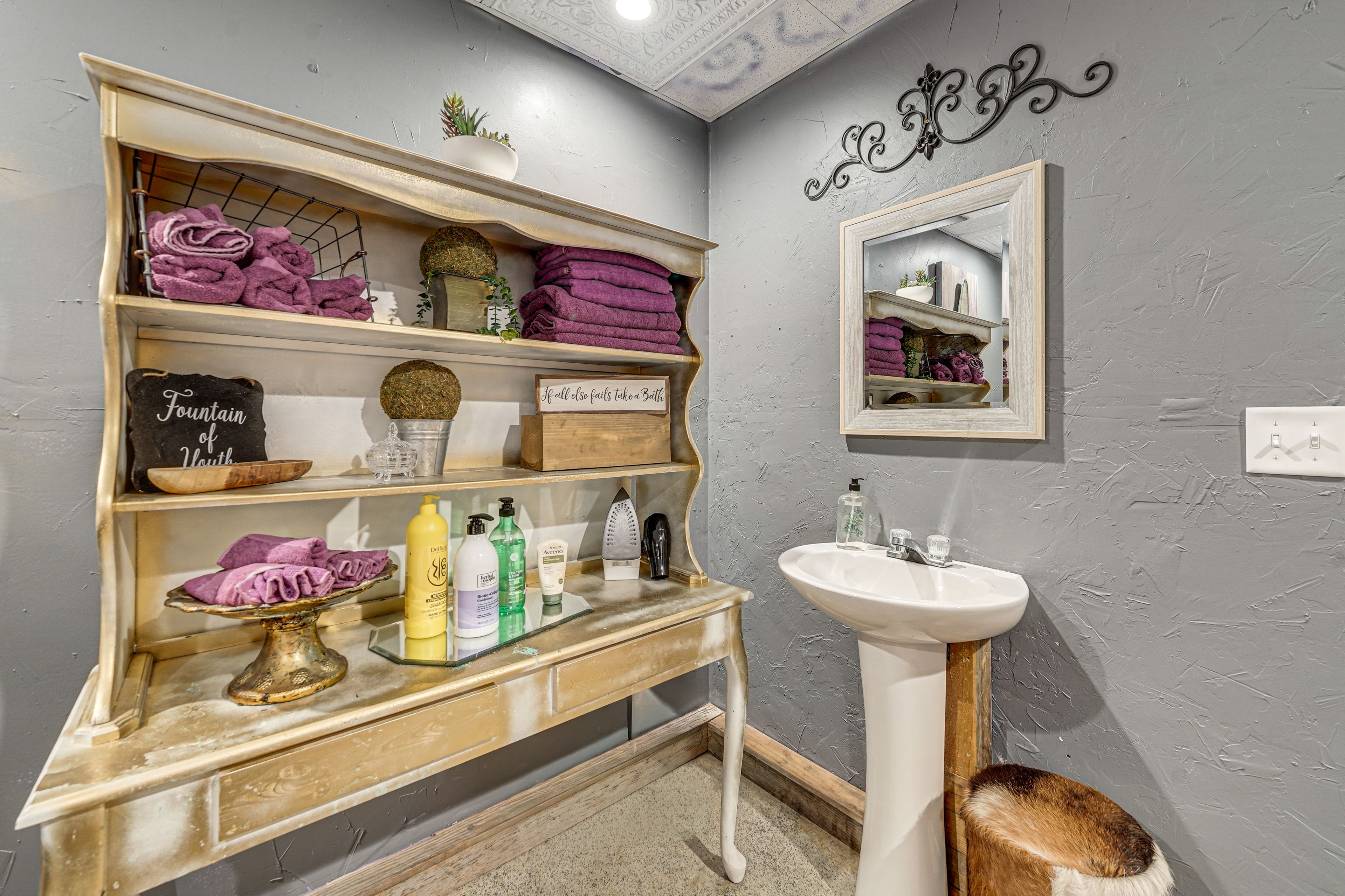 Bathroom | Soaking Tub