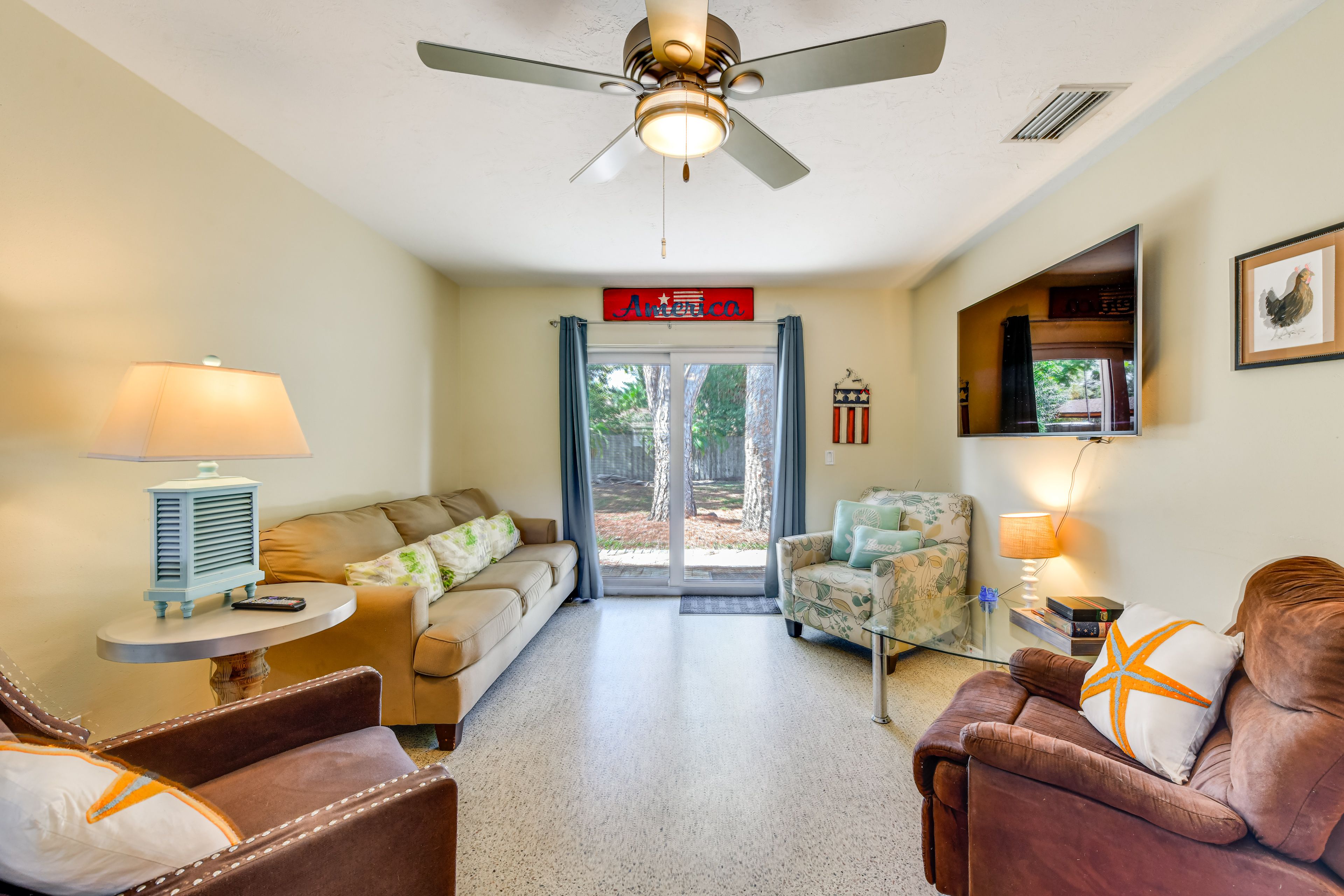 Living Room | Central Heating & A/C