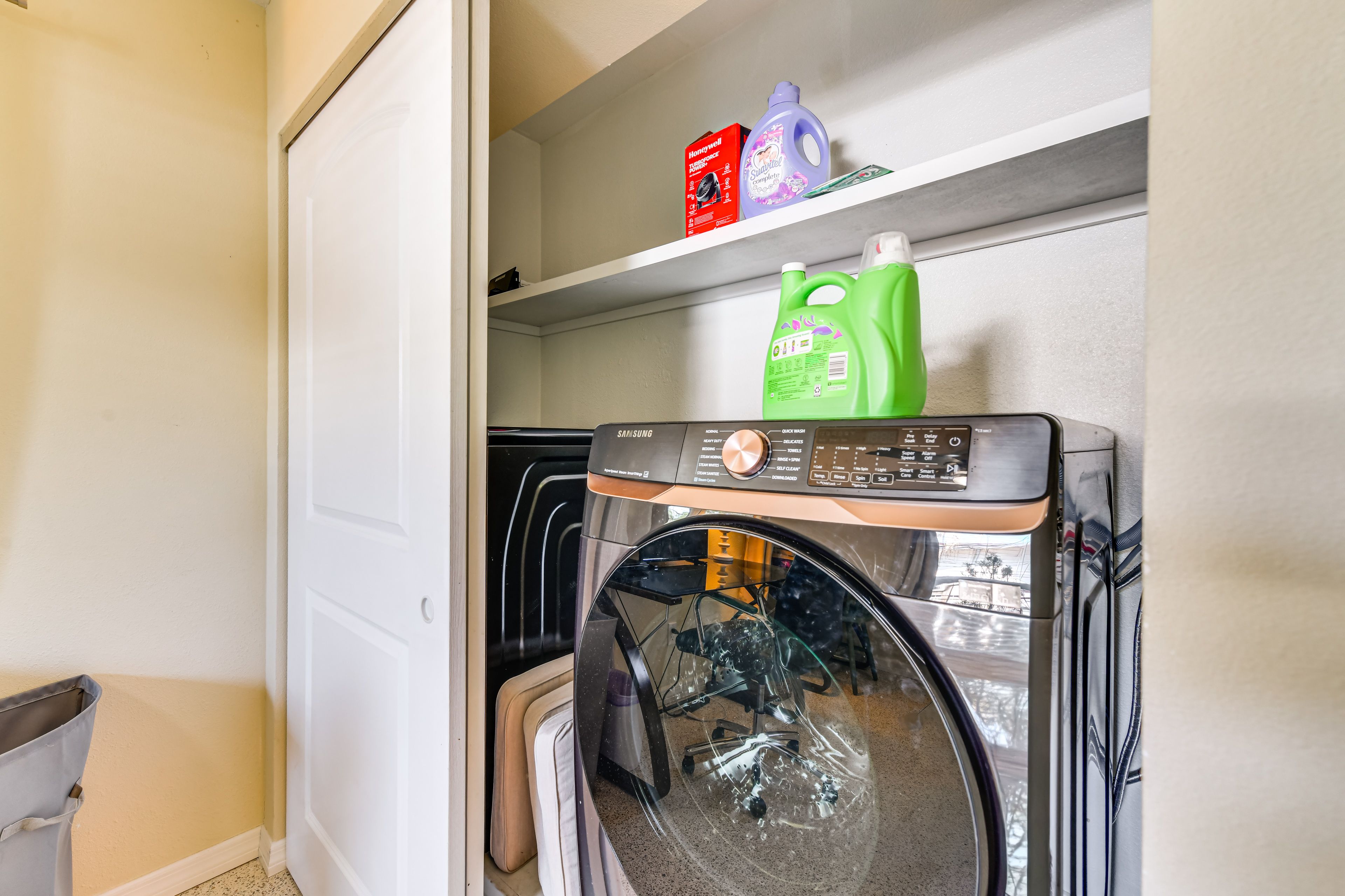 Washer & Dryer