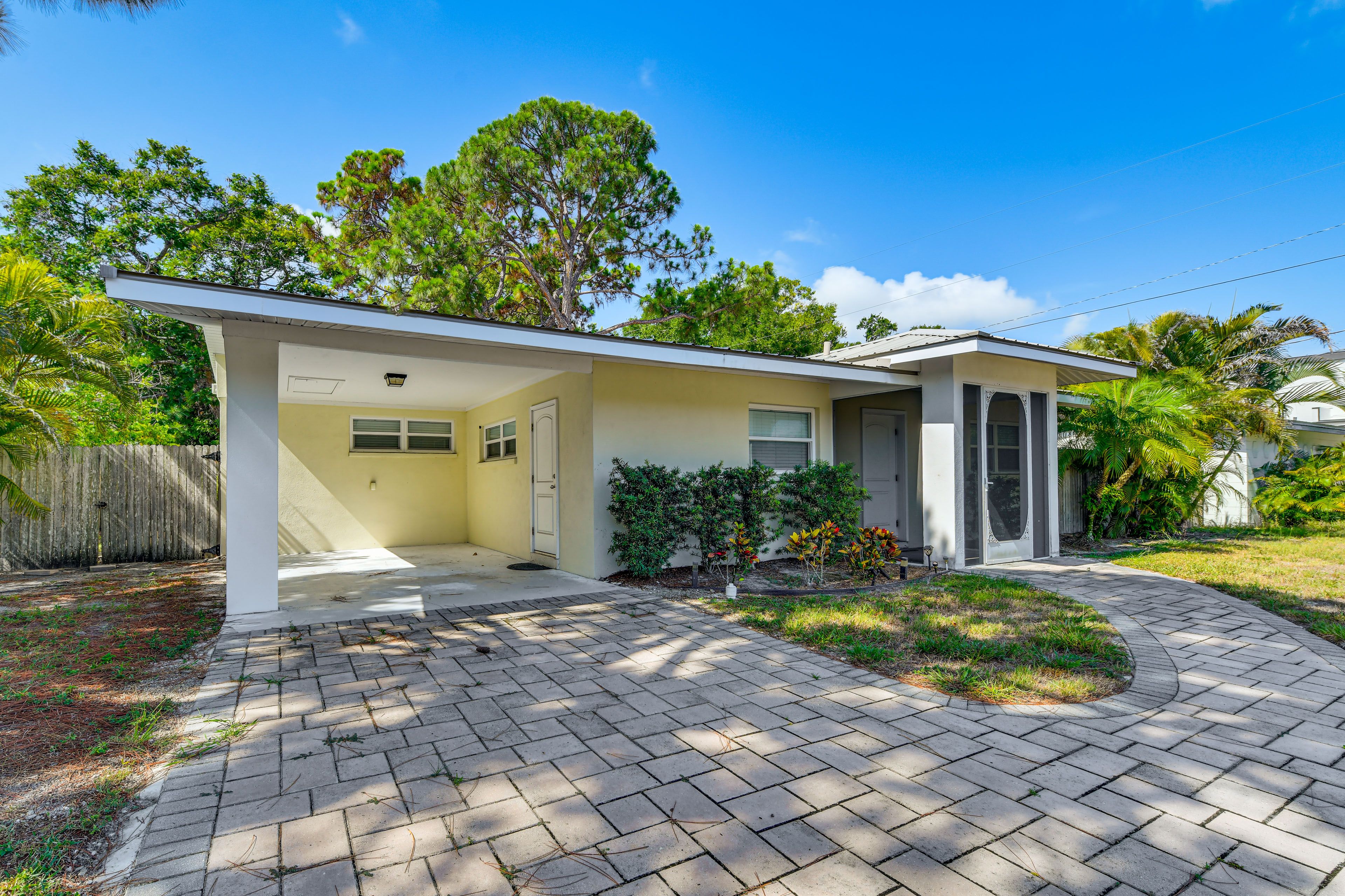 Front Exterior | Single-Story Home w/ Step-Free Access